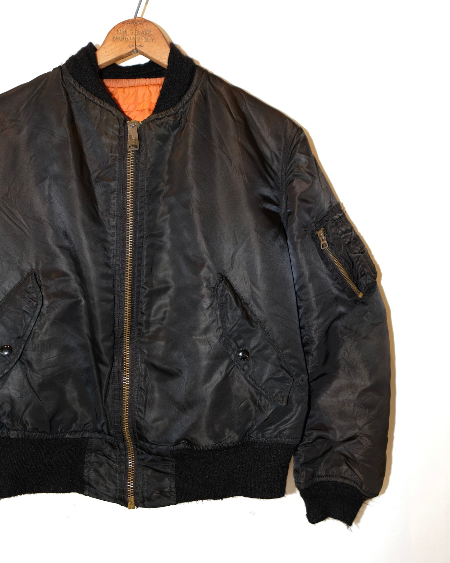 MA-1 ALPHA INDUSTRIES FLIGHT JACKET
