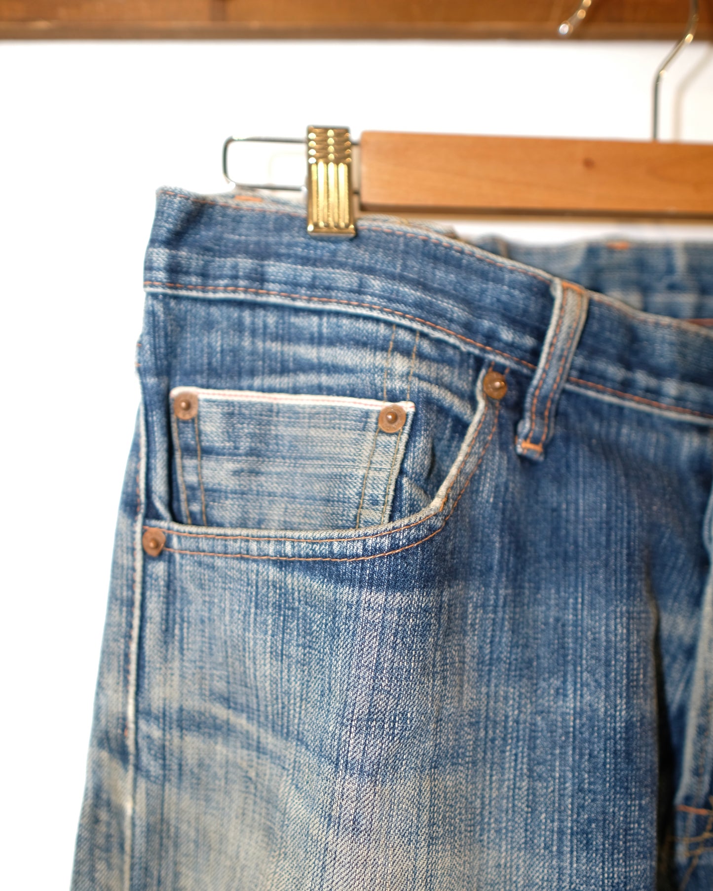 LEVI’S 501xx REDLINE FADED AND DISTRESSED MADE IN JAPAN