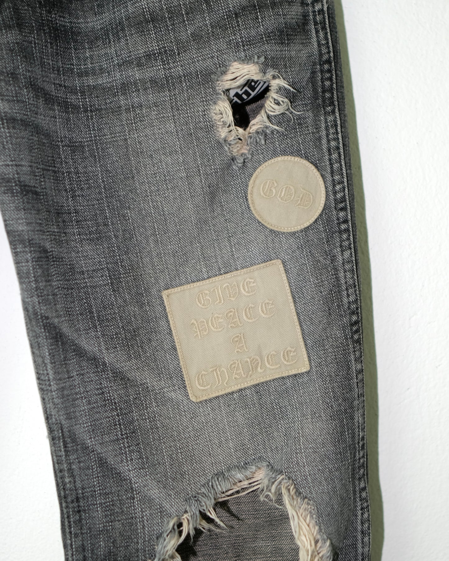Number (N)ine AW04 GIVE PEACE A CHANCE PATCH DENIM