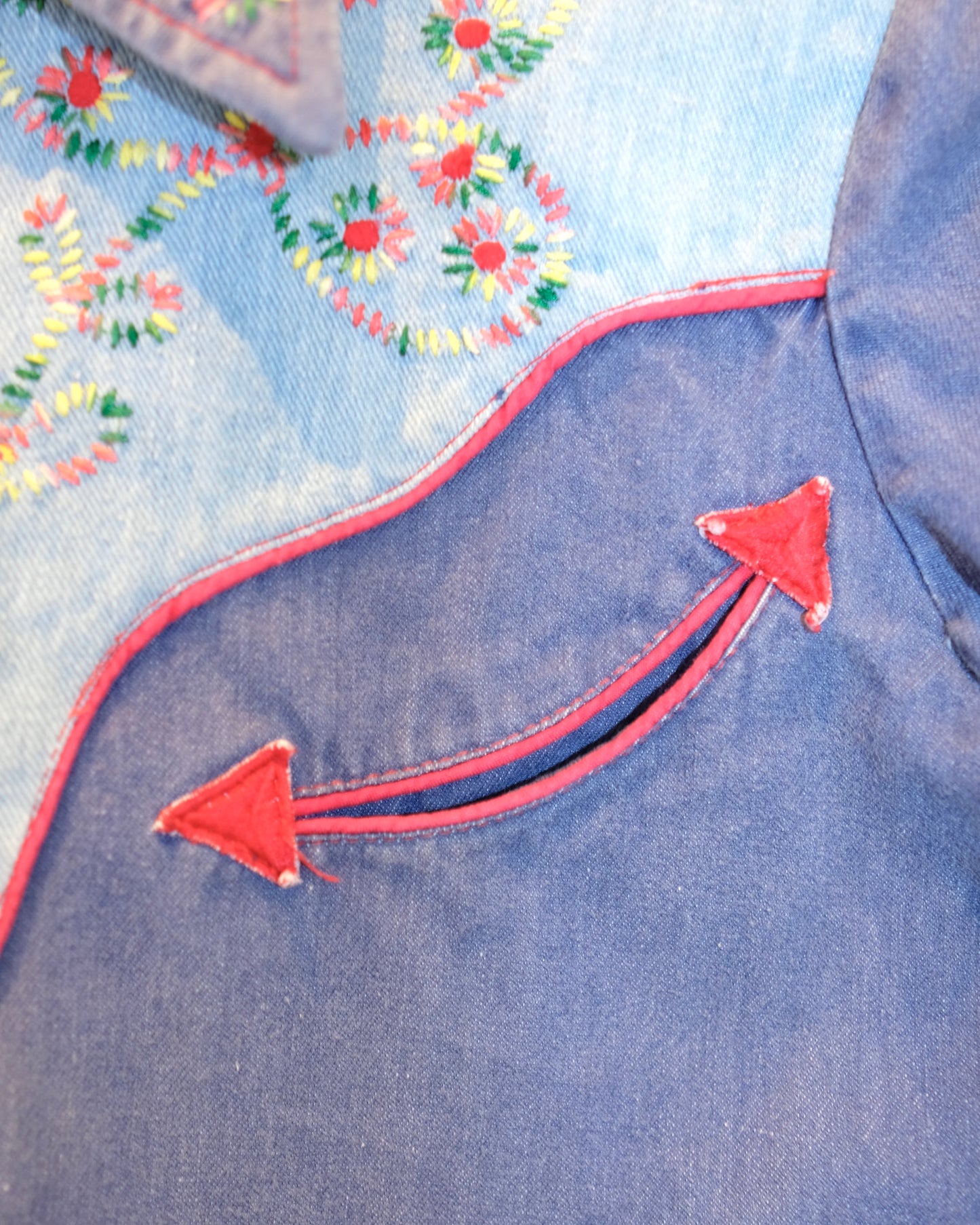 80s FLORAL EMBROIDERED TWO TONE WESTERN SHIRT