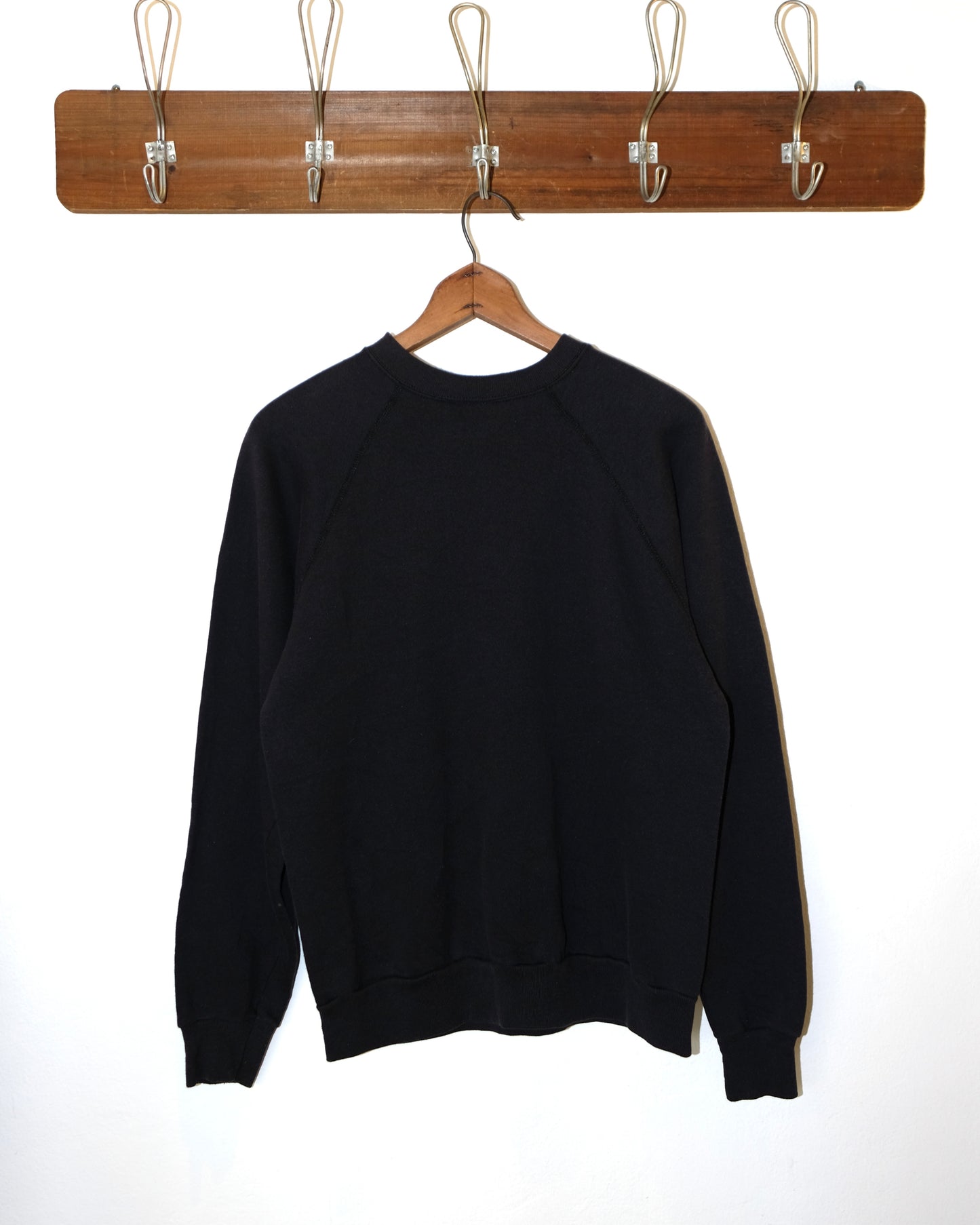 90s TULTEX BLACK SWEATER