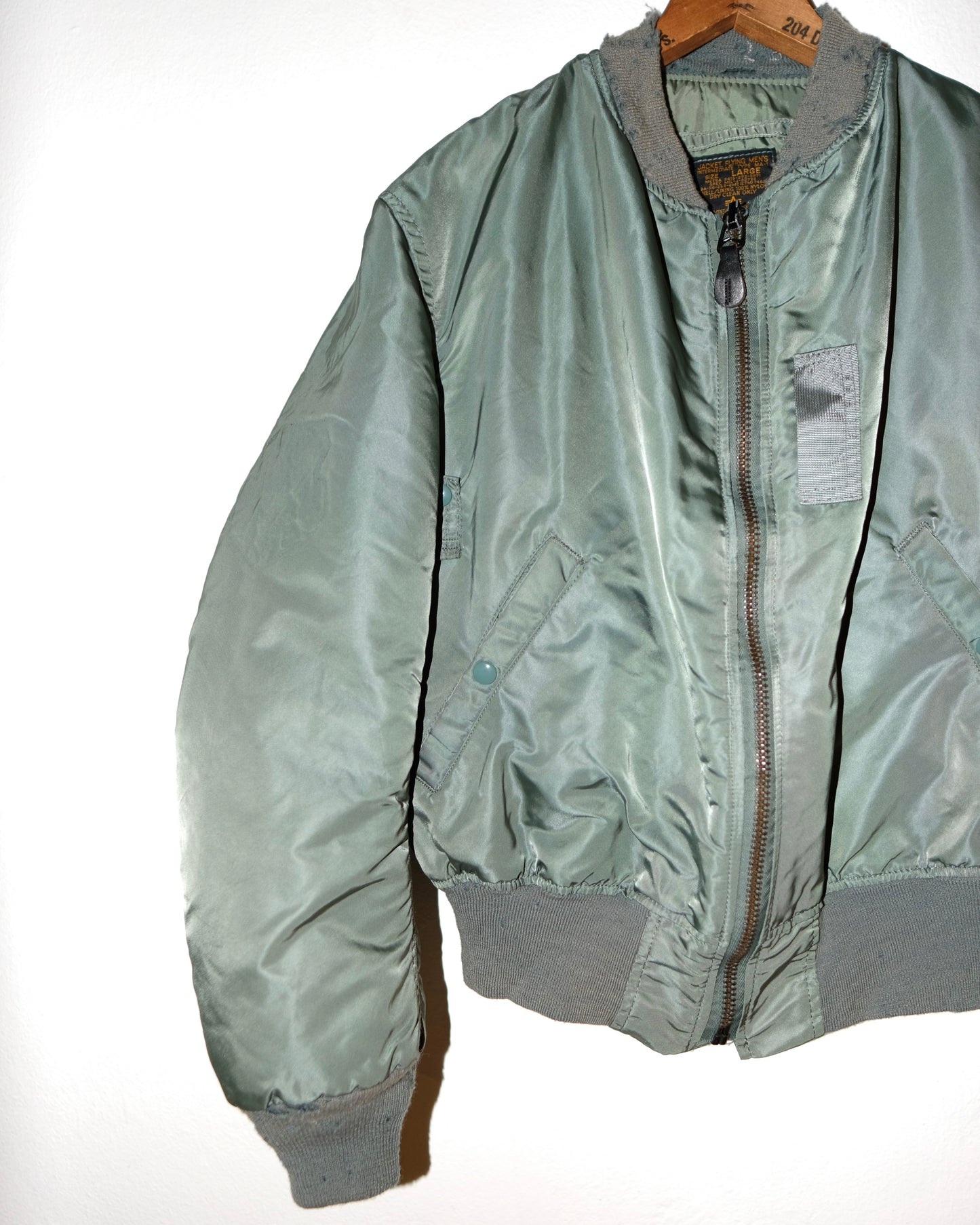 MA-1 ALPHA INDUSTRIES FLIGHT JACKET