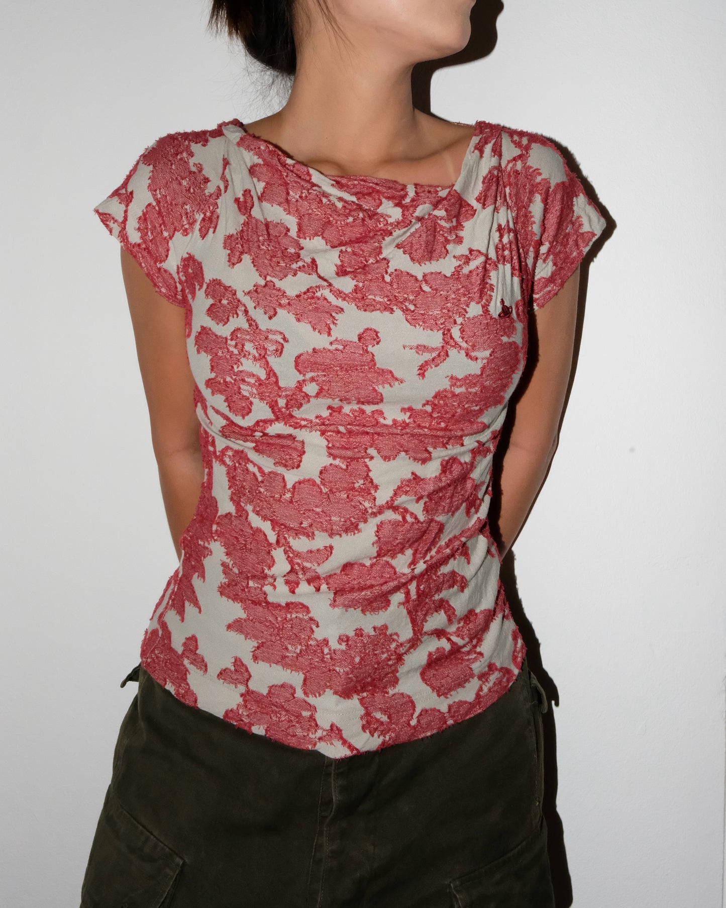 VIVIENNE WESTWOOD RED LABLE SHORT SLEEVE TOP