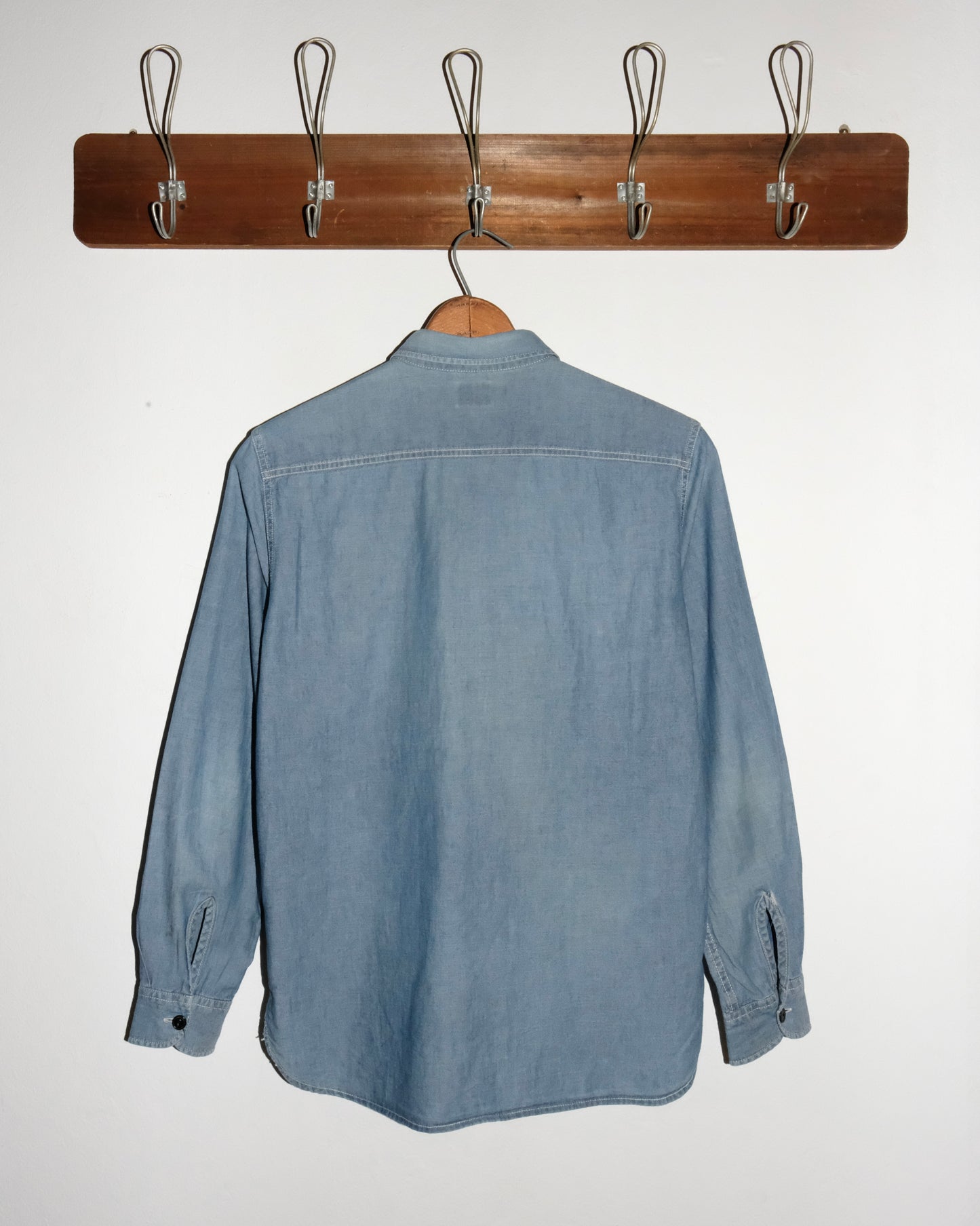 LEE SANFORIZED CHAMBRAY BUTTON UP SHIRT made in japan