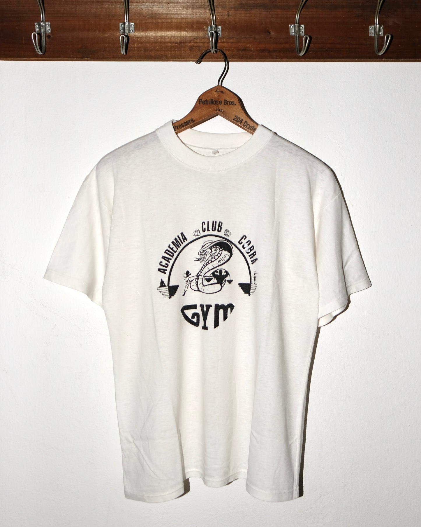 80s ACADEMIA CLUB COBRA TEE