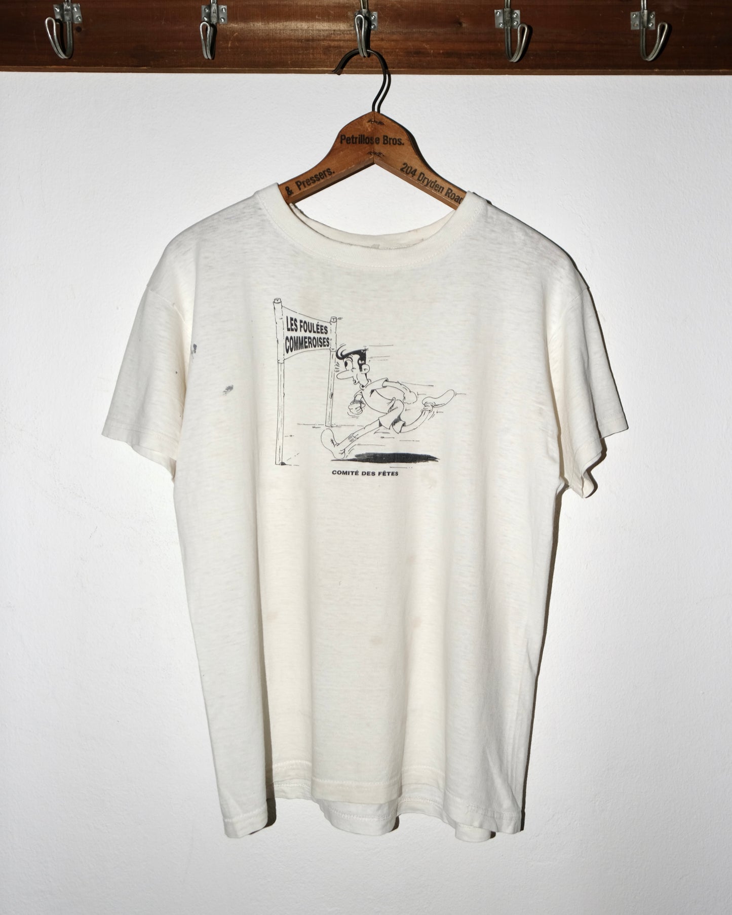 80s RUNNING GRAPHIC TEE