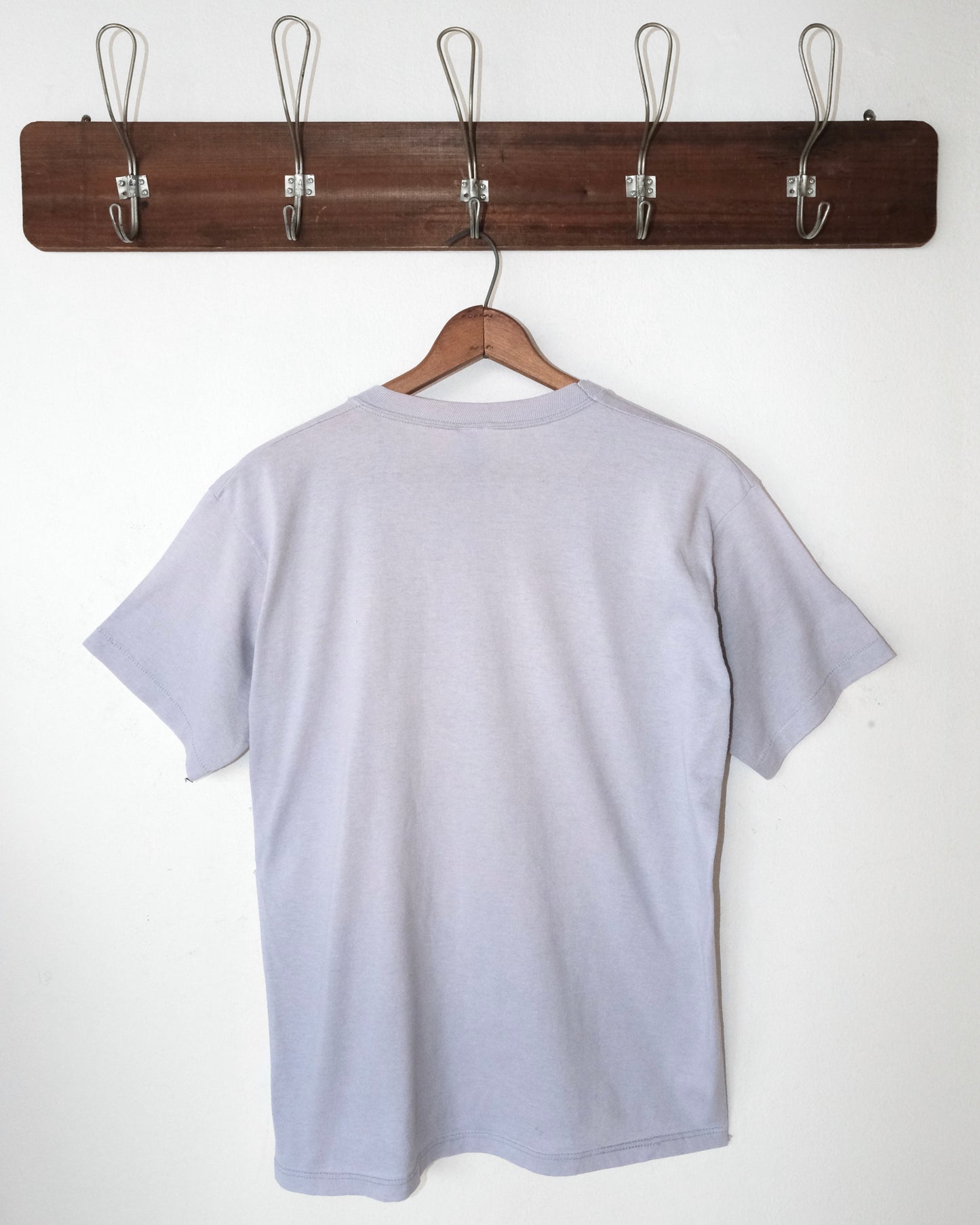 80s I'M A VIRGIN TEE