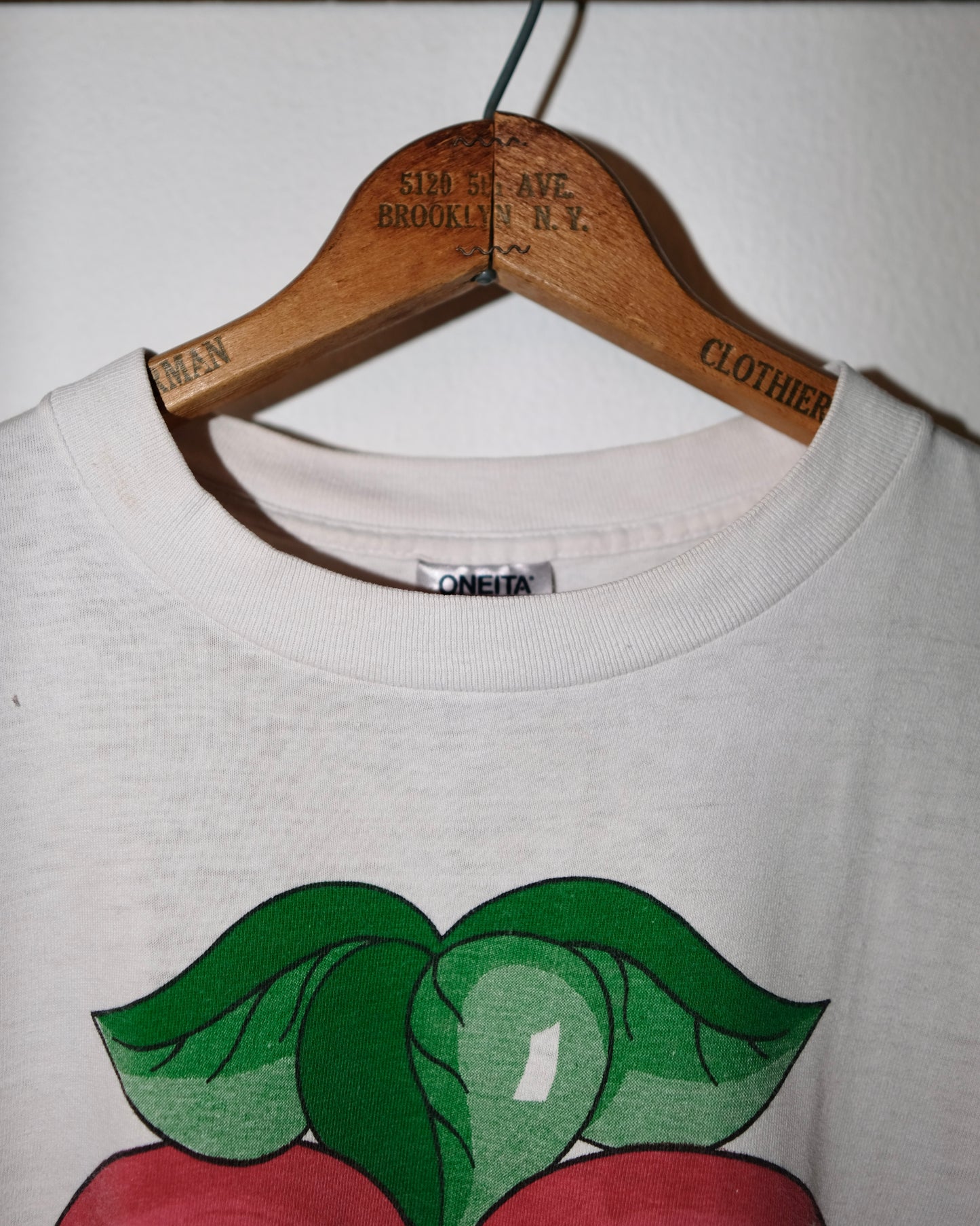 80s GRAPHIC TEE ‘INTE LIKA SOM BÄR’