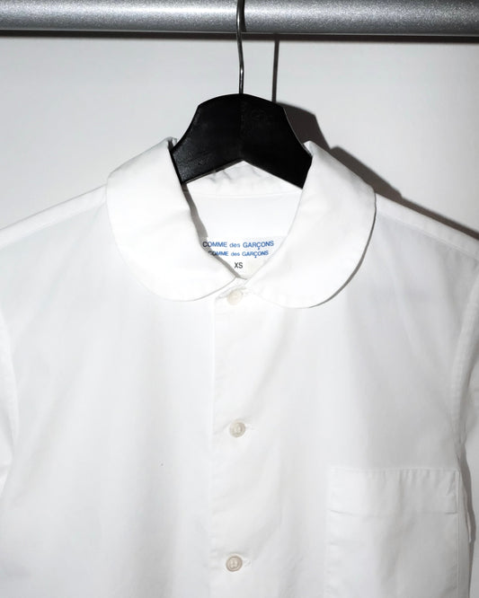 COMME des GARCONS WHITE ROUND COLLAR SHIRT