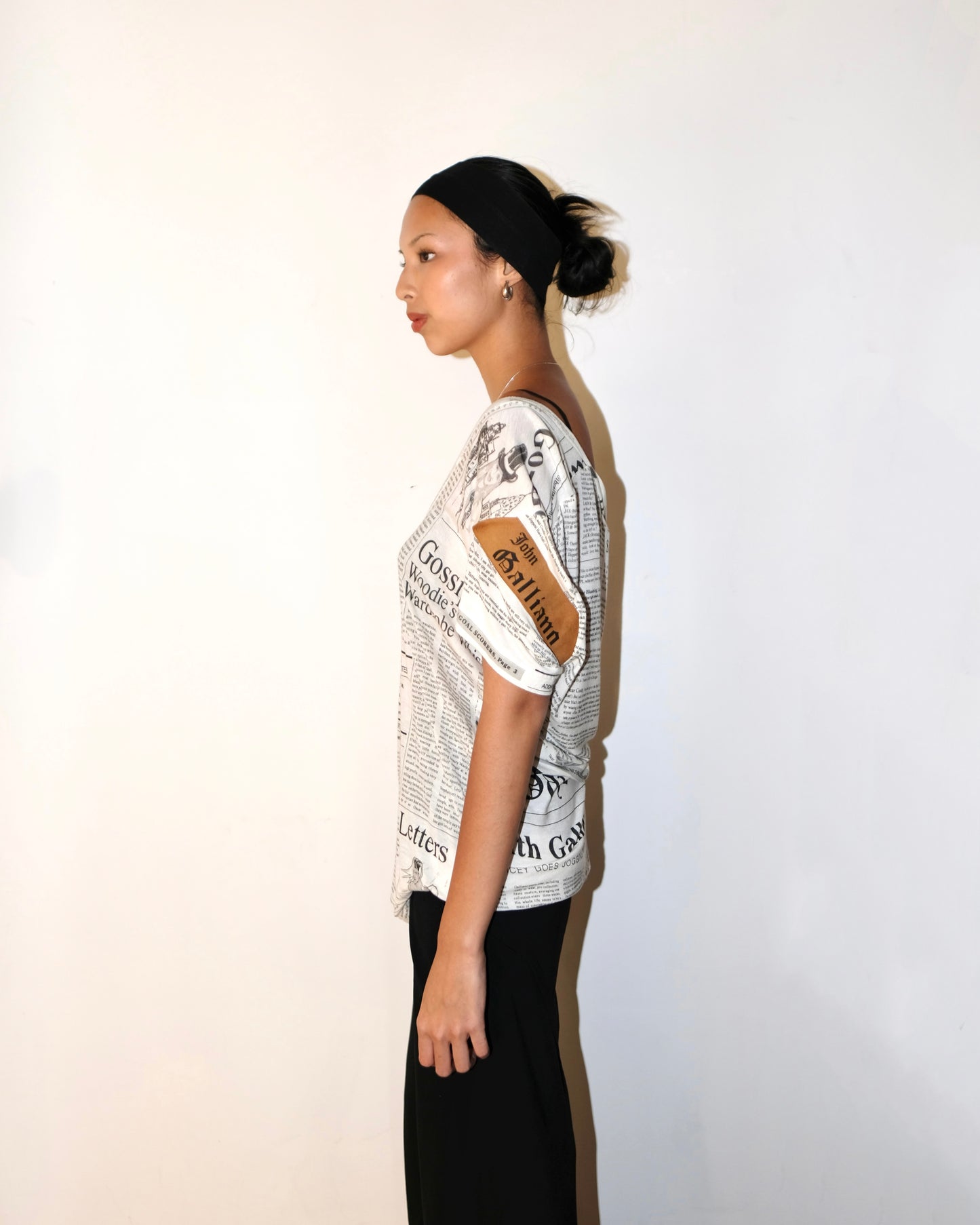 JOHN GALLIANO GAZETTE NEWSPAPER PRINTED TEE