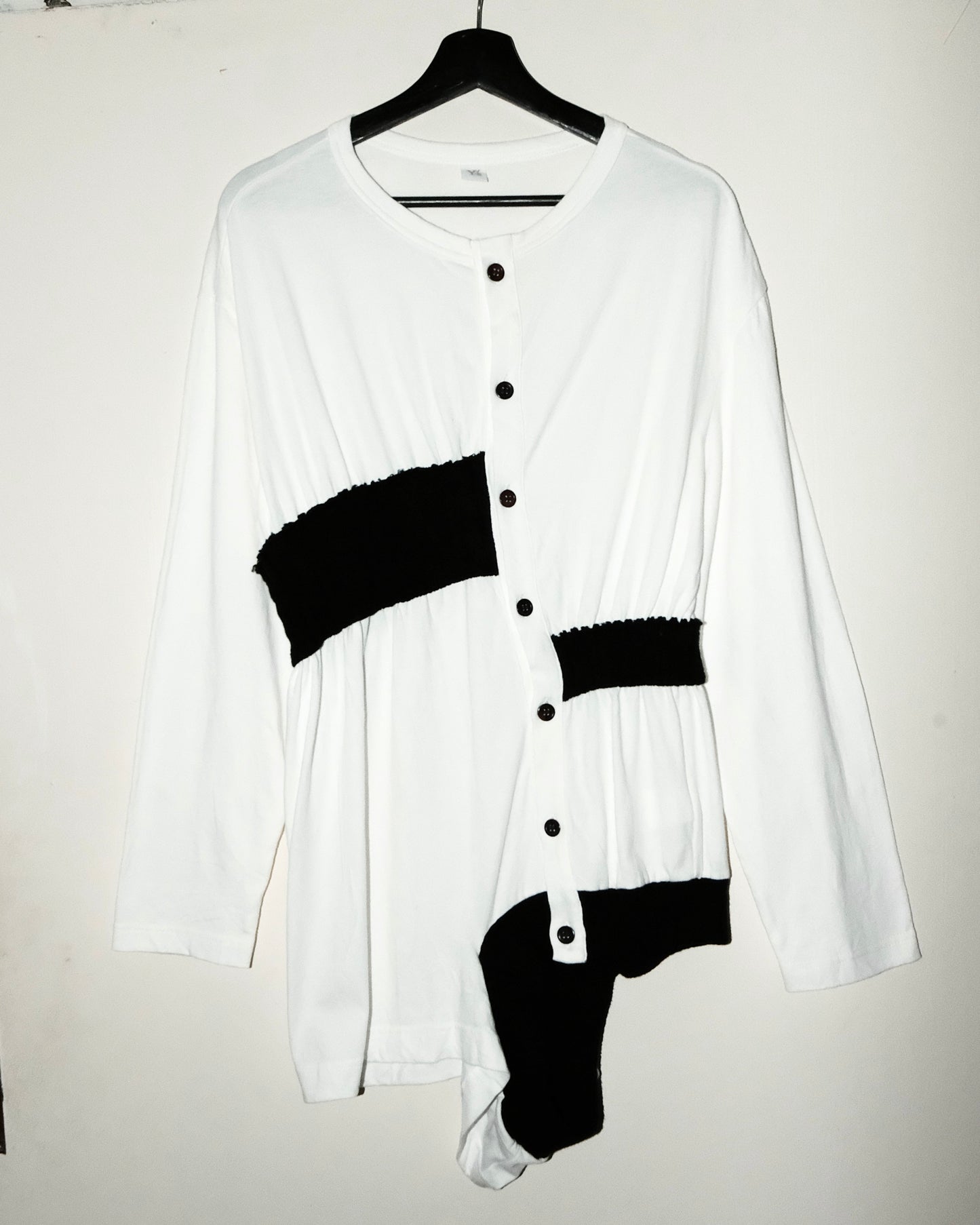 Y’s YOHJI YAMAMOTO ASYMMETRIC PATCH LONG SLEEVE