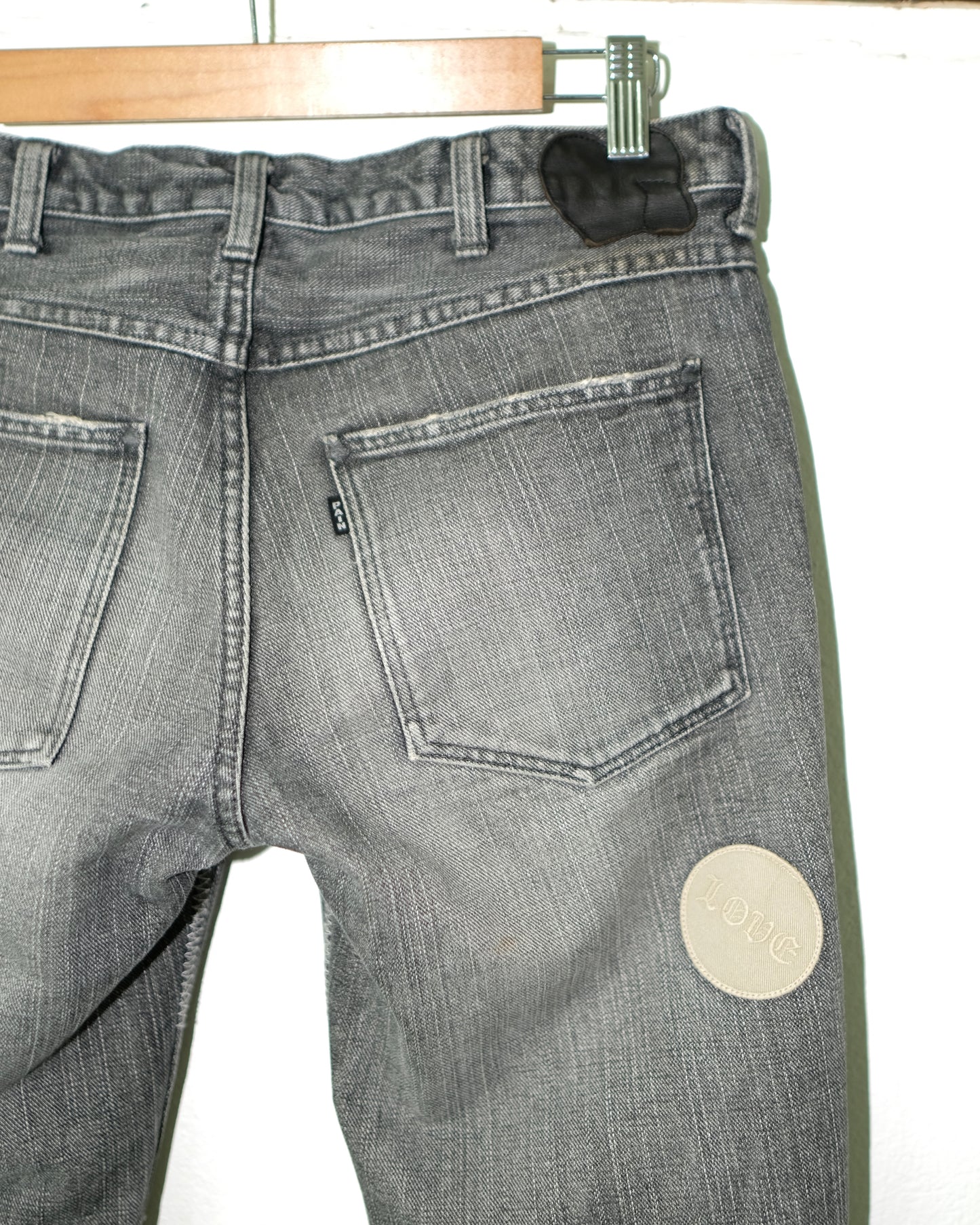 Number (N)ine AW04 GIVE PEACE A CHANCE PATCH DENIM