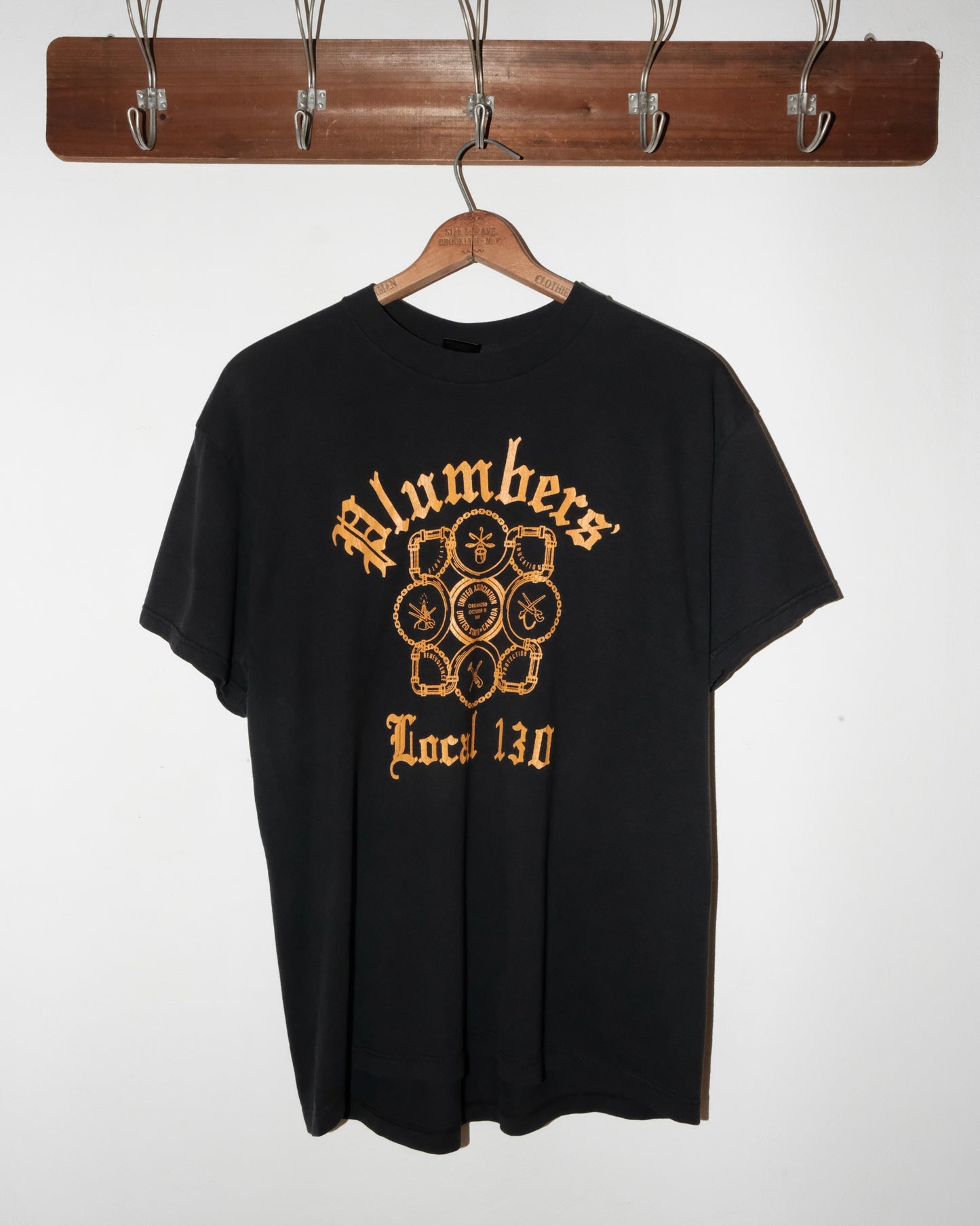 2000s PLUMBERS LOCAL TEE
