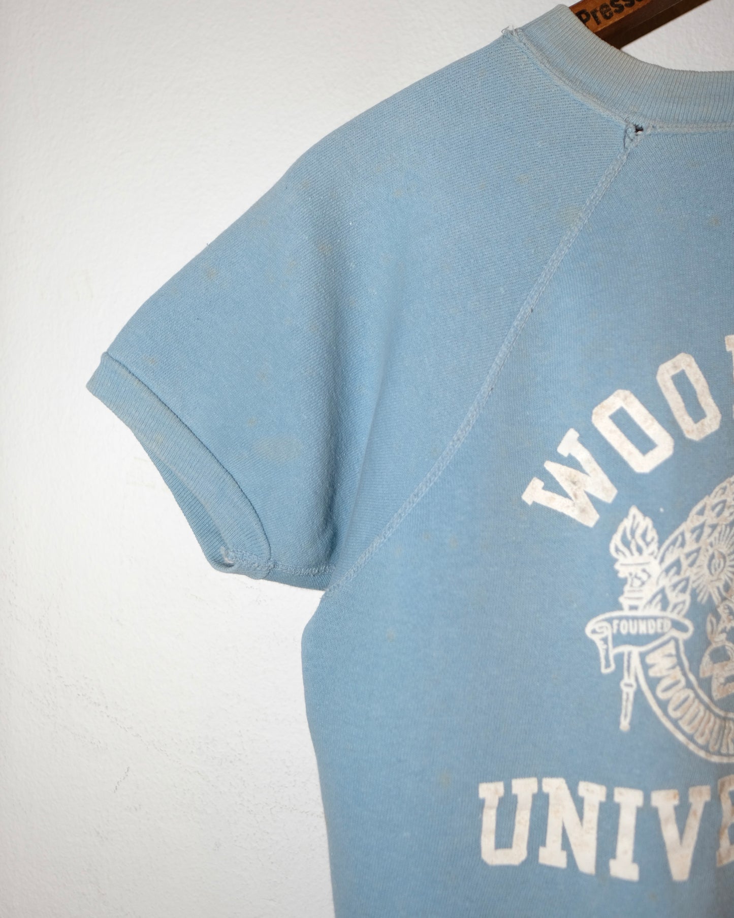 60s "WOODBURY UNIVERSITY" SWEATSHIRT