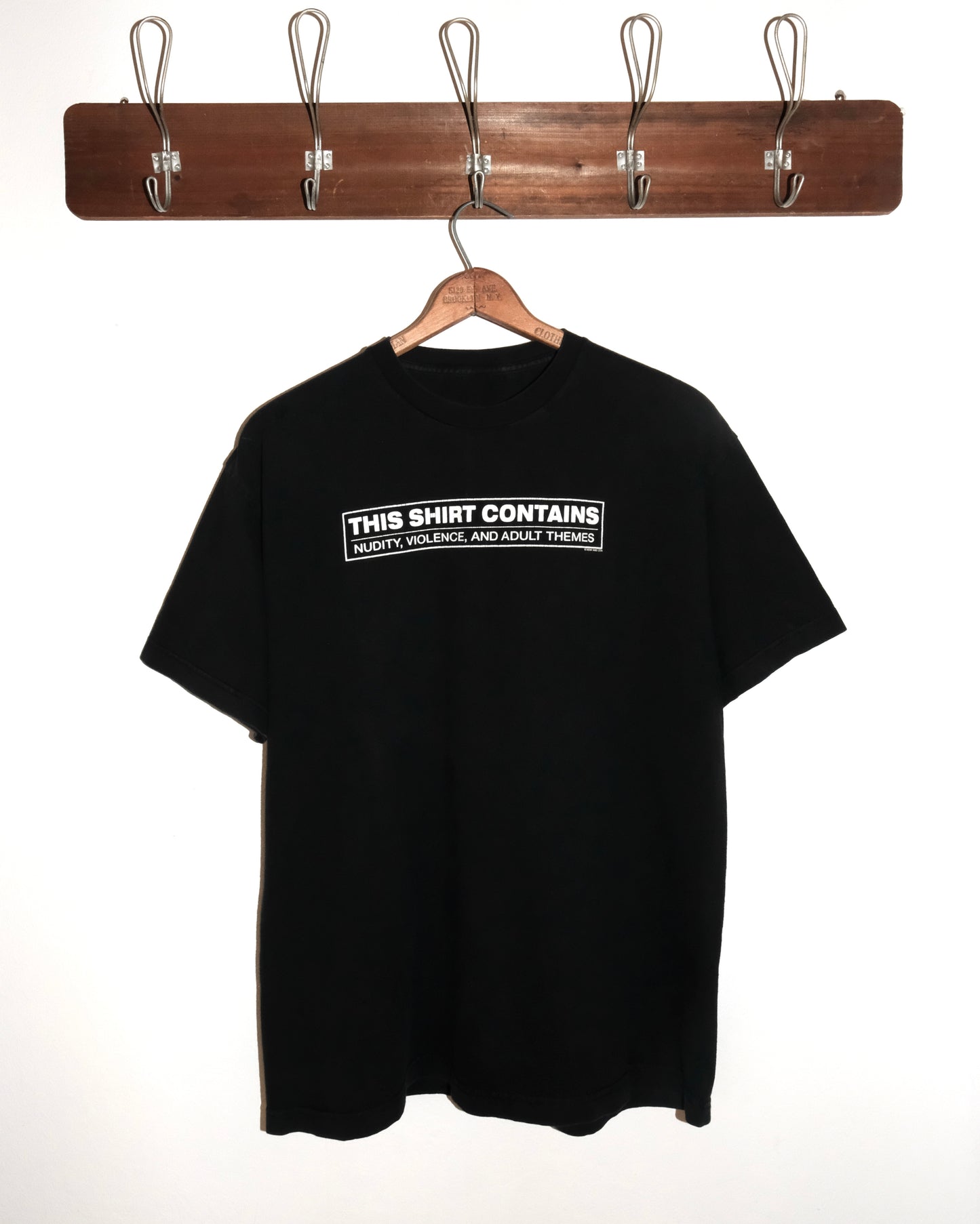 2000s THIS SHIRT CONTAINS NUDITY FONT TEE