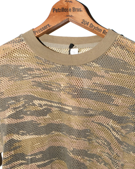90s CAMOUFLAGE TIGER NET TEE