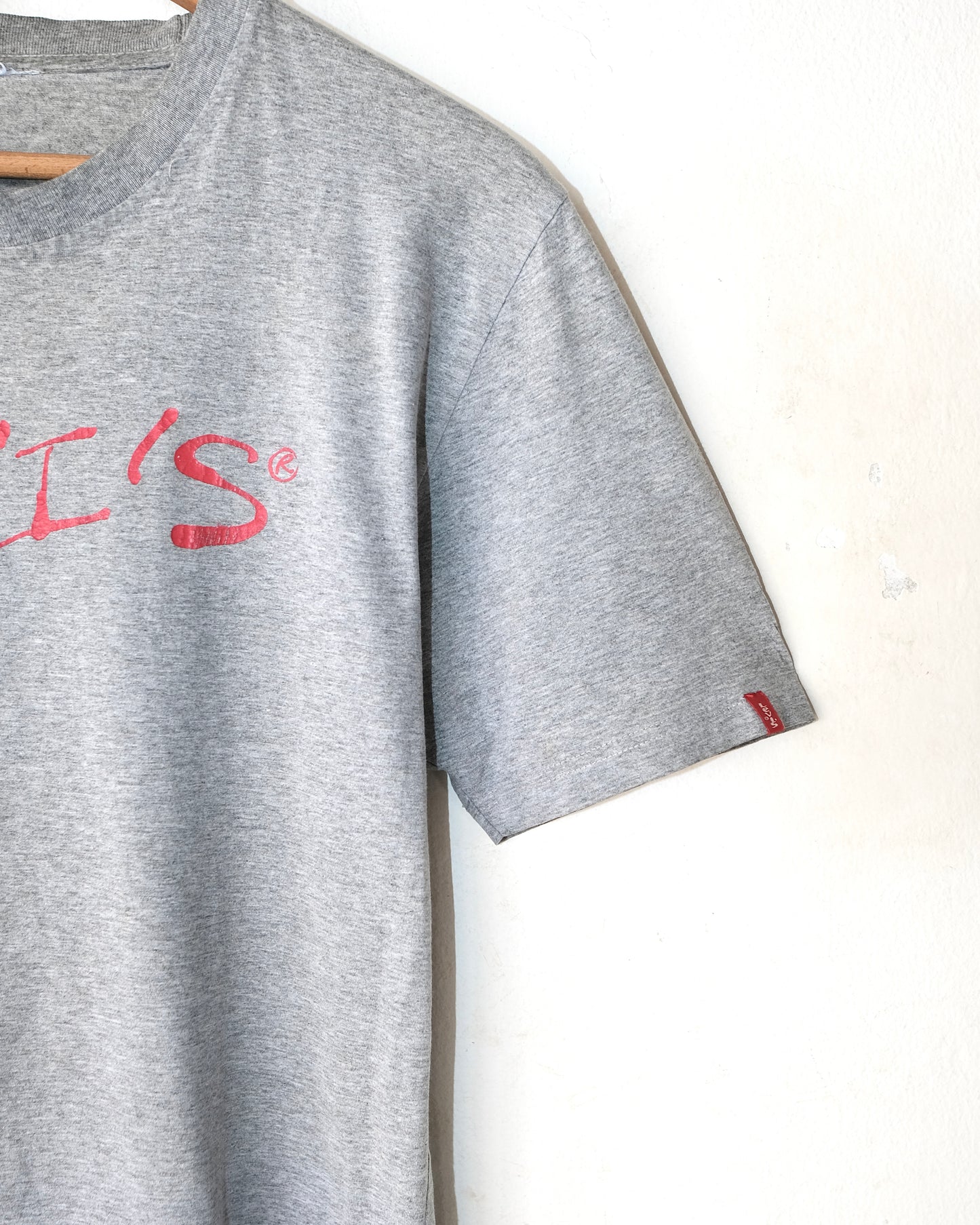 90s LEVI’S SIGN LOGO TEE