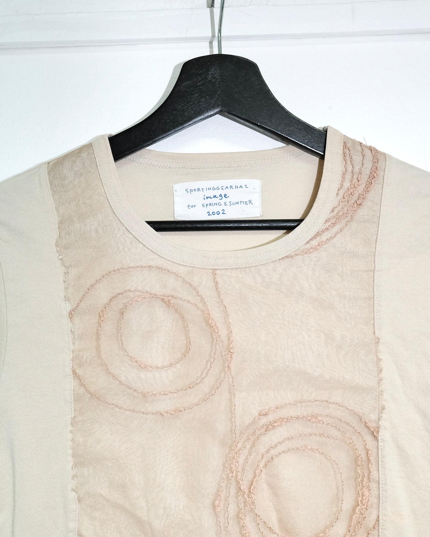HAI SPORTING GEAR BY ISSEY MIYAKE SPIRAL EMBROIDERY TEE
