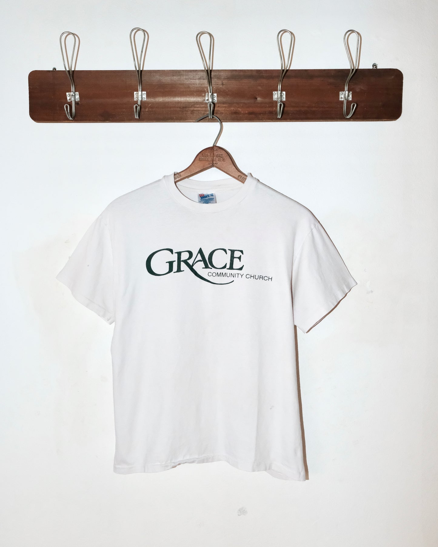 90s GRACE COMMUNITY CHRUCH TEE