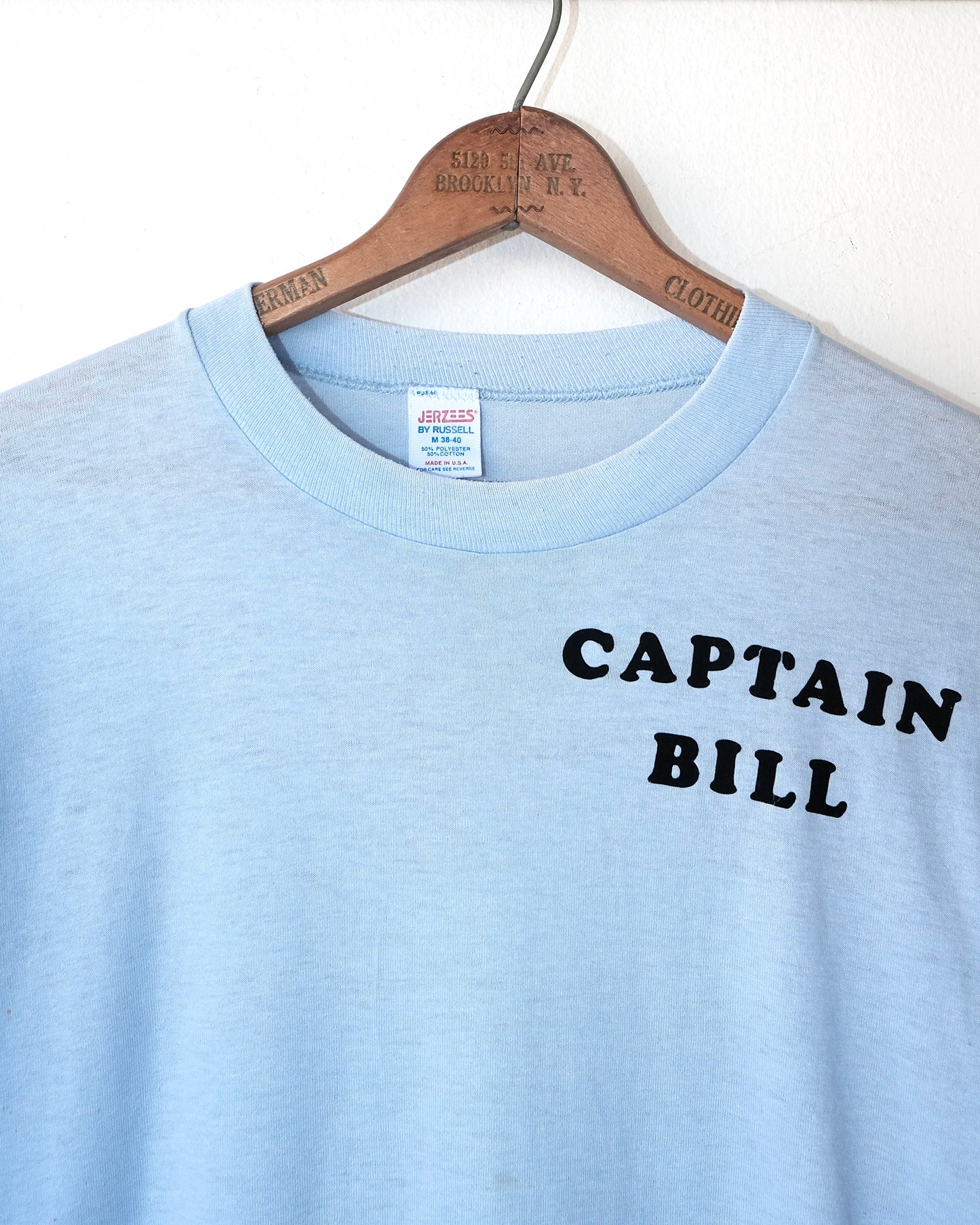 80s CAPTAIN BILL FLOCK PRINT TEE