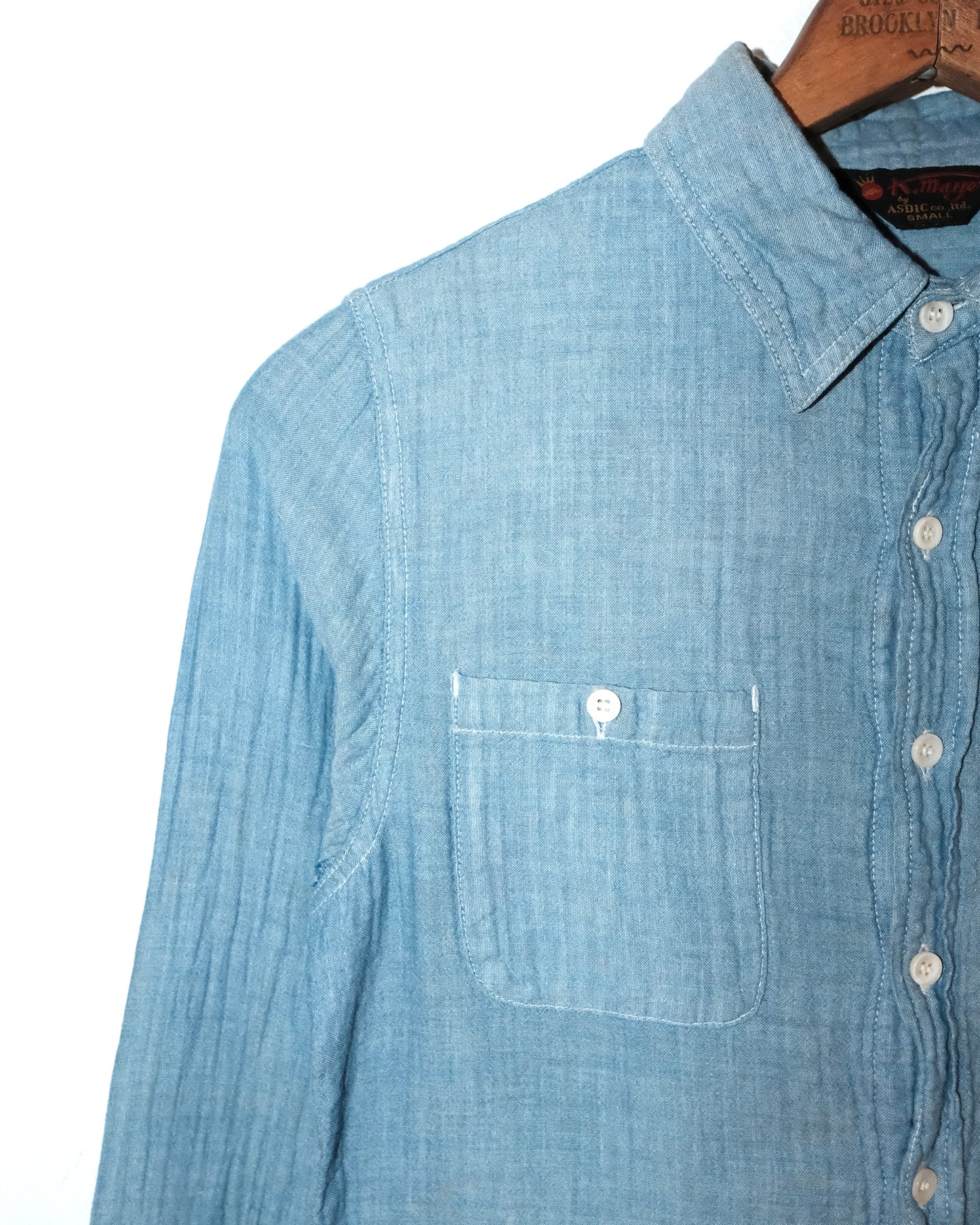 KRIFF MAYER CHAMBRAY COTTON BUTTON UP SHIRT