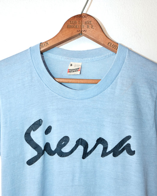 80s SIERRA FONT TEE