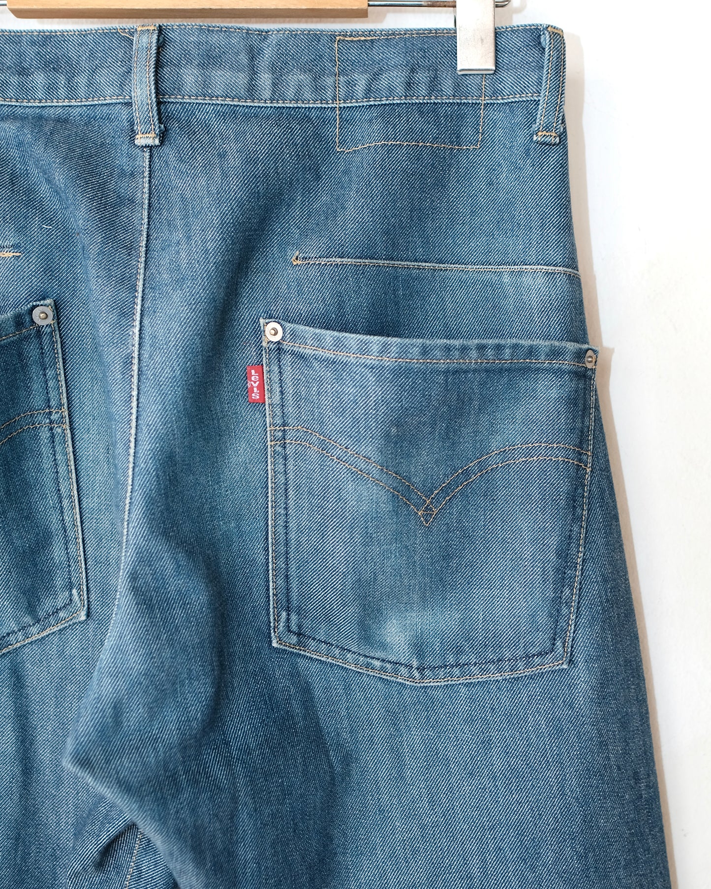 2000s LEVI’S ENGINEERED JEANS REGULAR