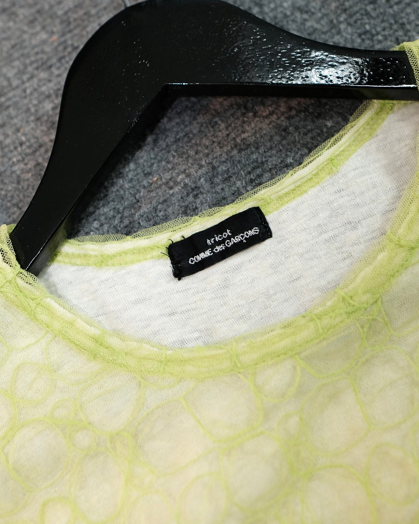 tricot COMME des GARCONS ALL-OVER LACE PRINTED CUT & SEW NEON TEE
