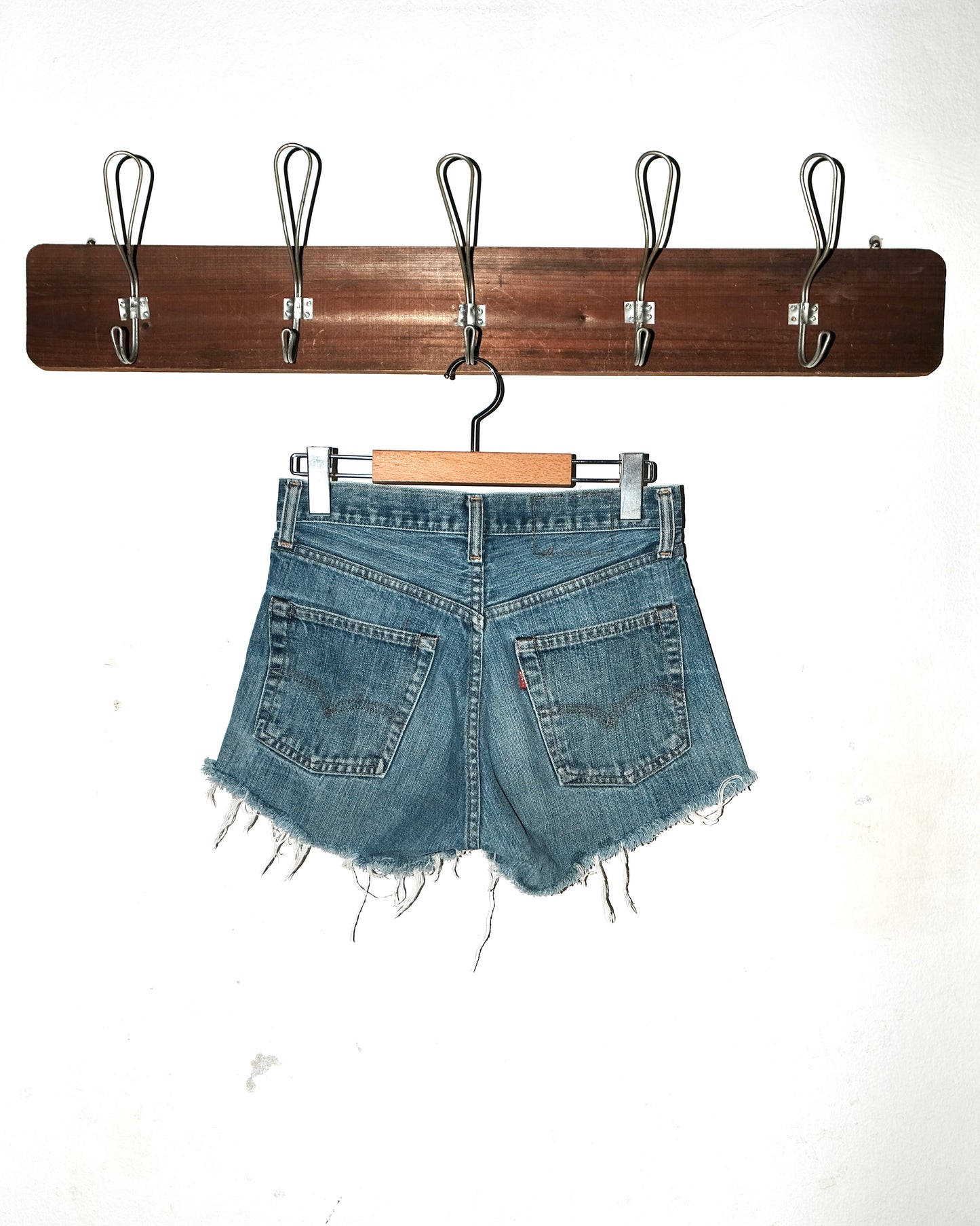 70s LEVI’S RED TAB CUT-OFF JEANS