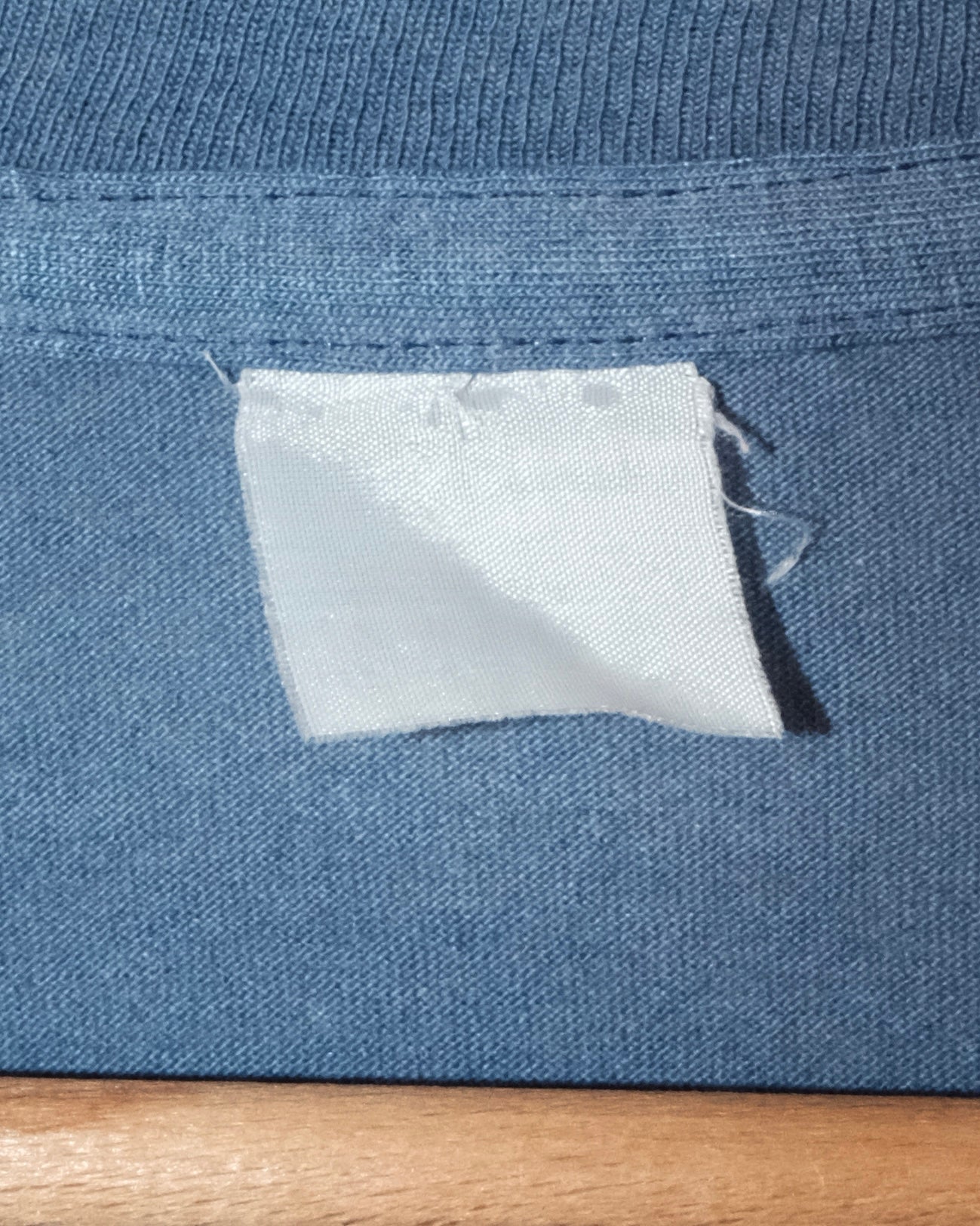 70s POCKET FADED AND DISTRESSED TEE