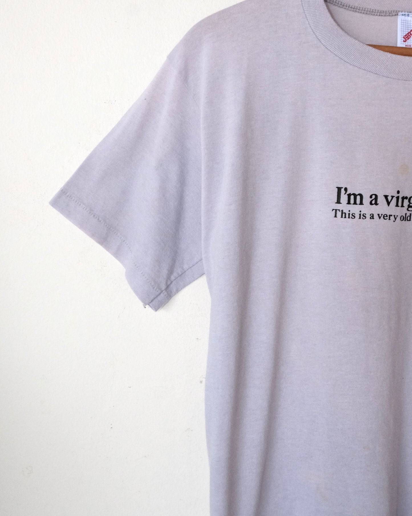 80s I'M A VIRGIN TEE