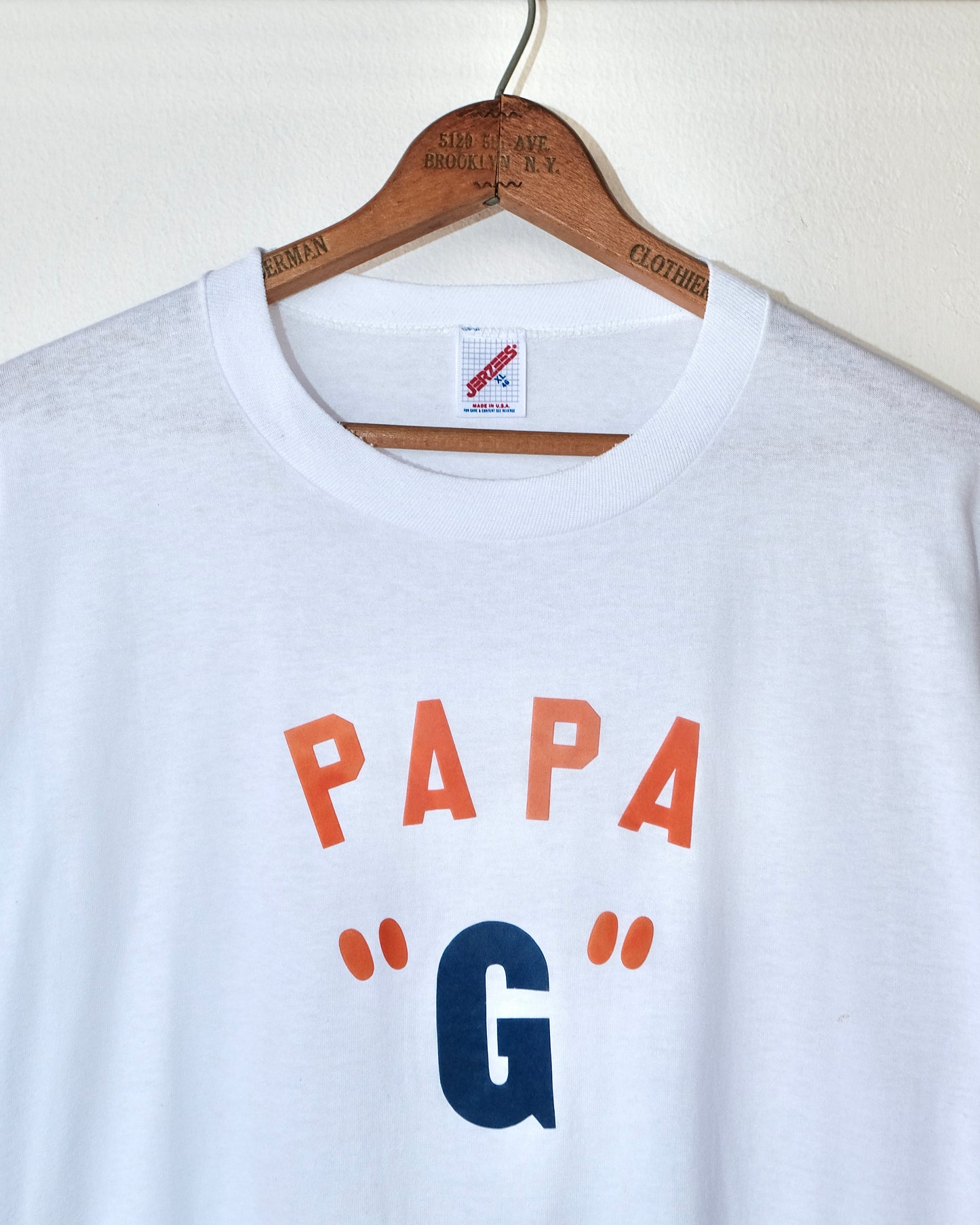 80s JERZEES FLOCK PRINT “PAPA G” TEE