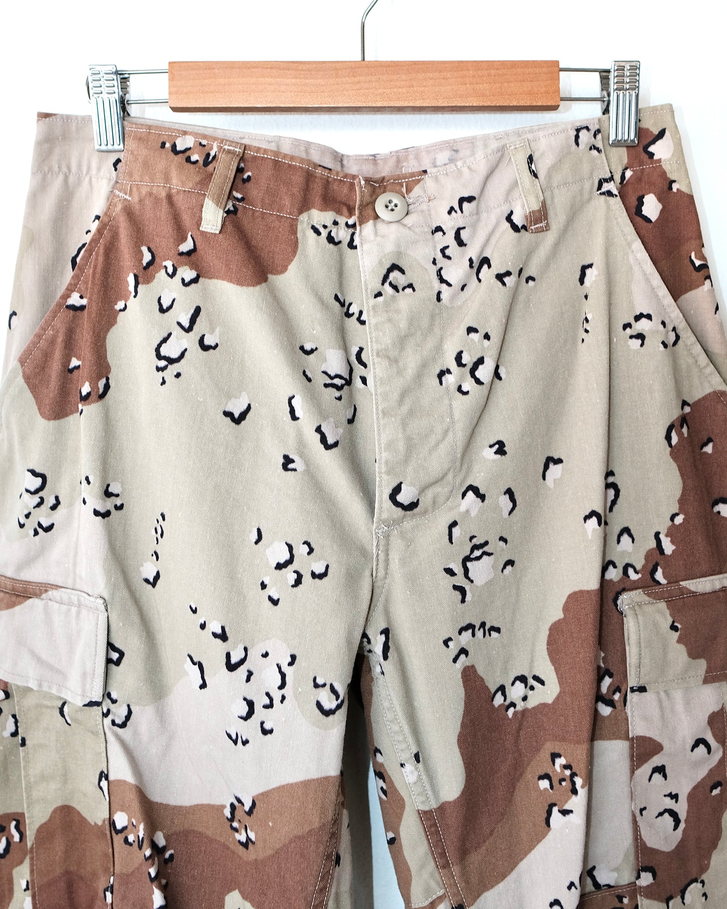 U.S.G.I DESERT CAMOUFLAGE BDU CARGO TROUSERS