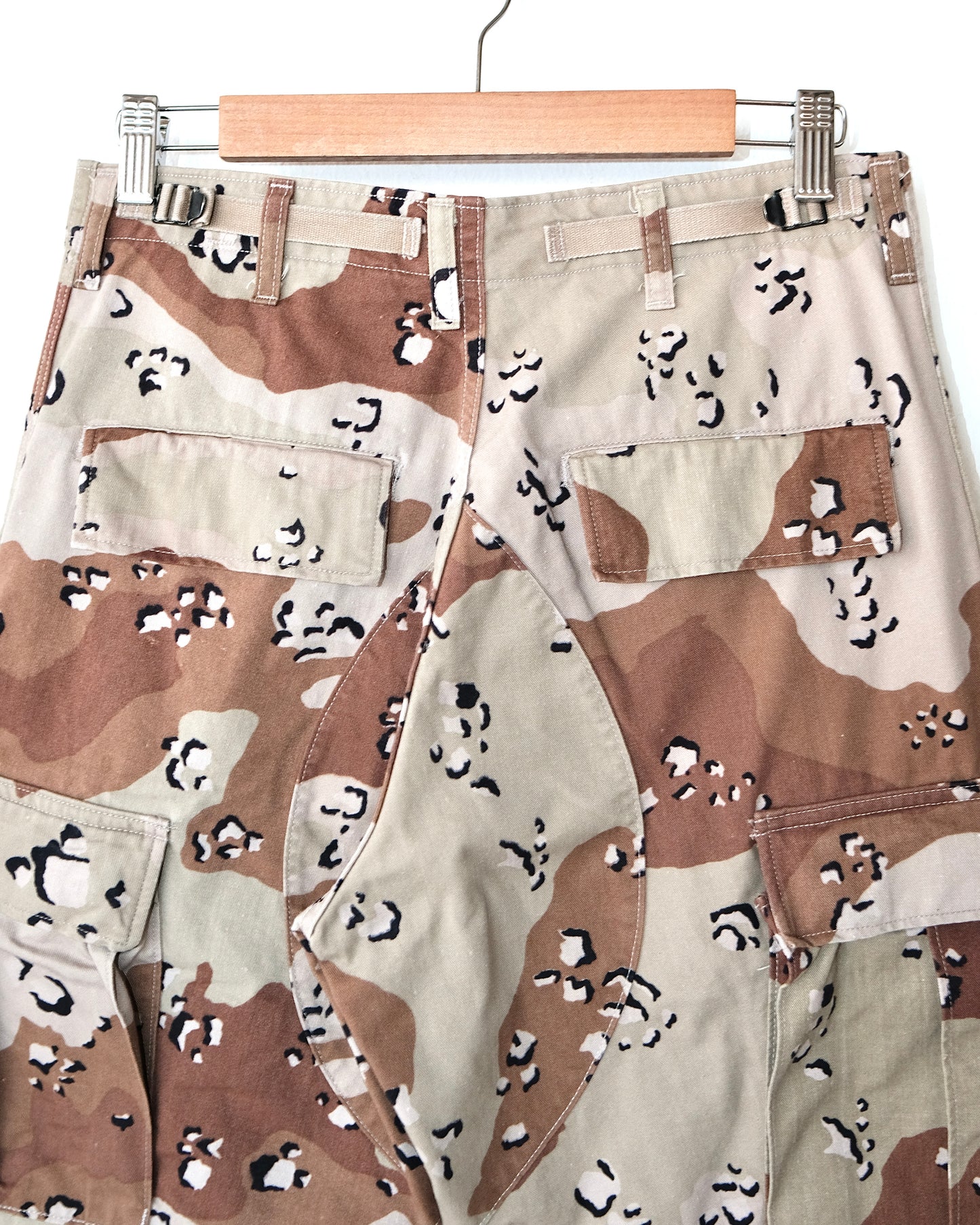 U.S.G.I DESERT CAMOUFLAGE BDU CARGO TROUSERS