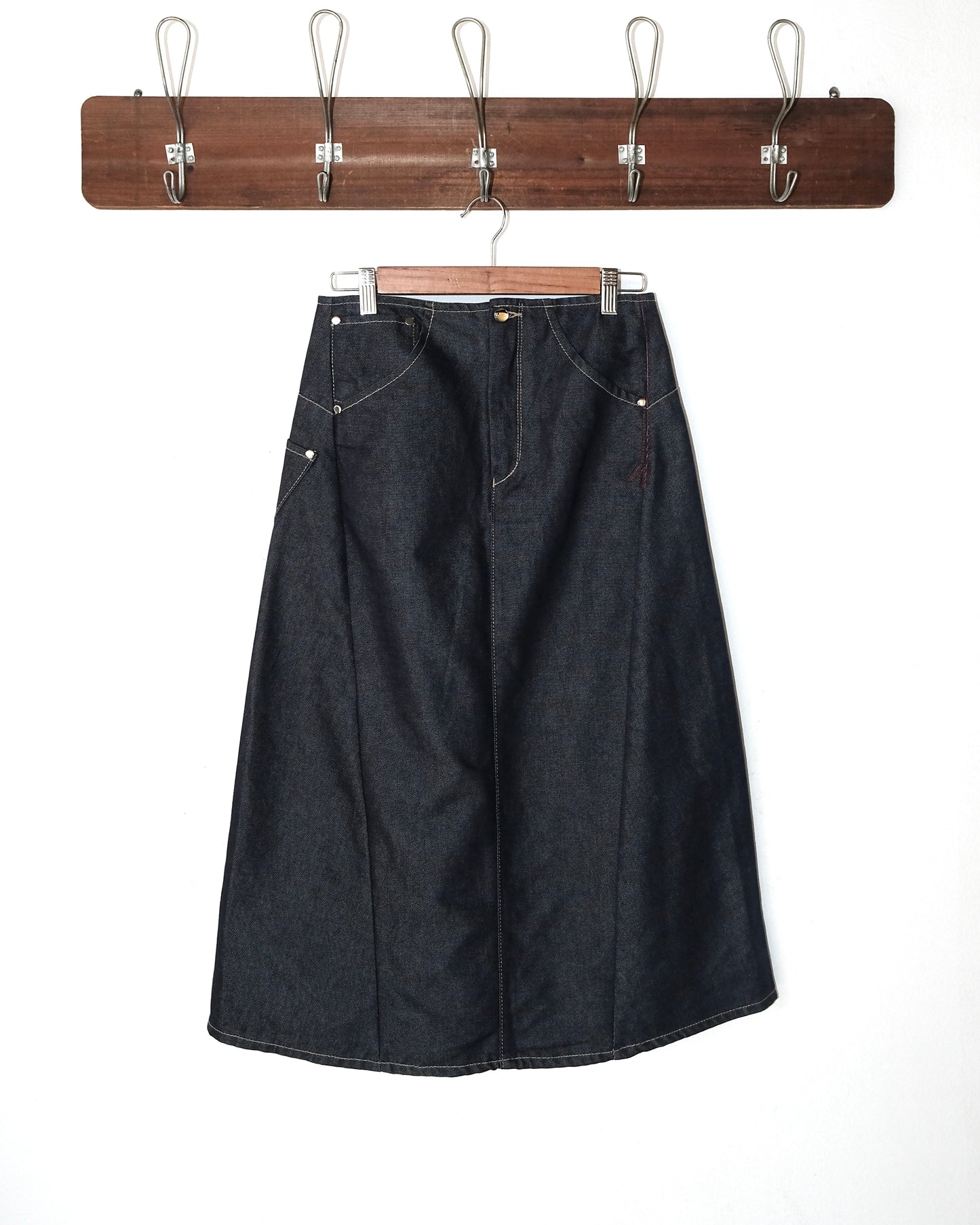 Levi’s ENGINEERED BUCKLE BACK DENIM SKIRT