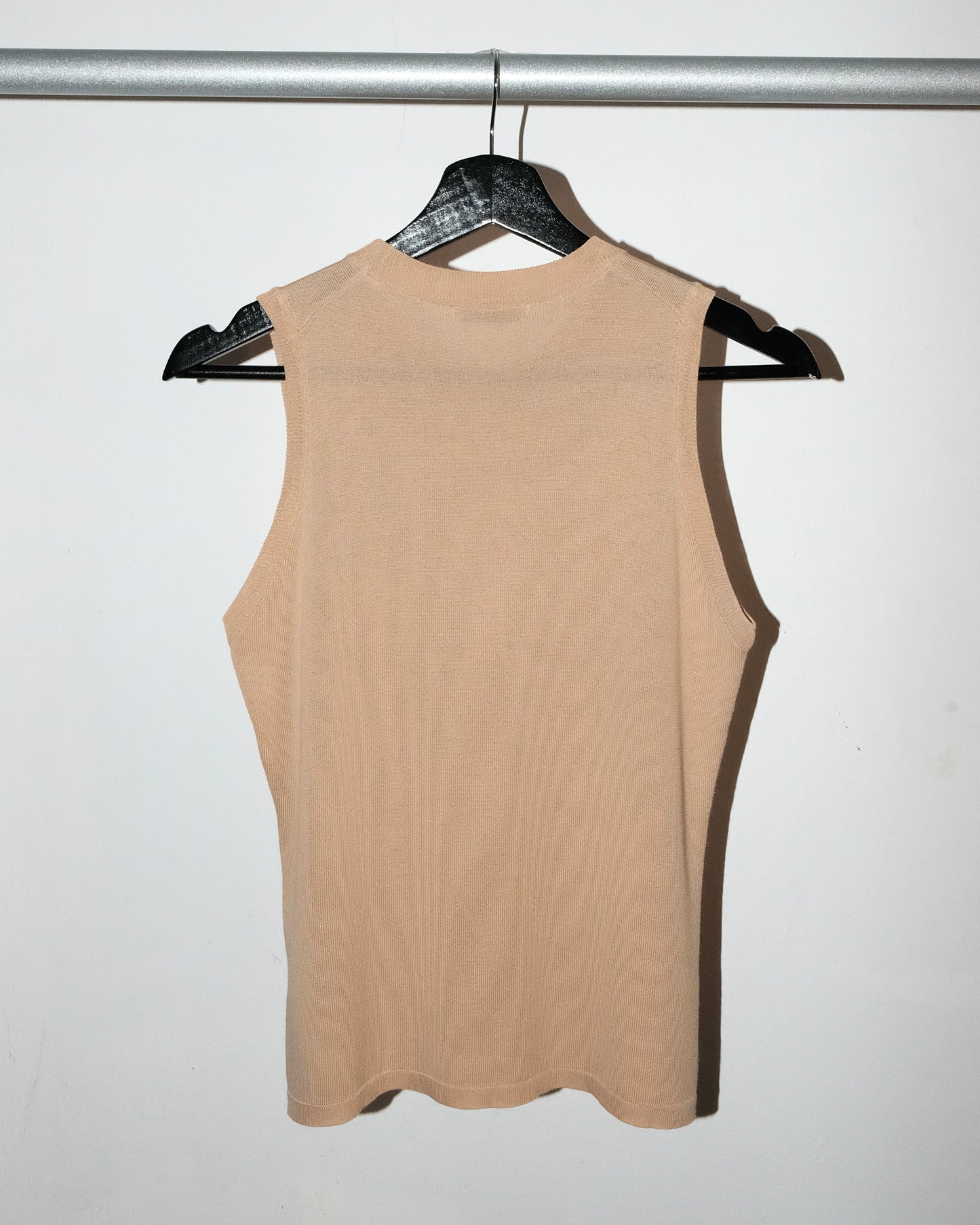 ISSEY MIYAKE SLEEVELESS TANK