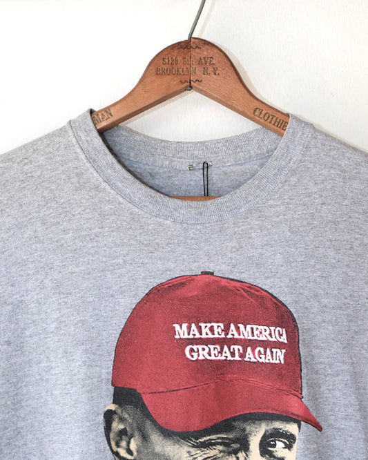 00s MAKE AMERICA GREAT AGAIN TEE
