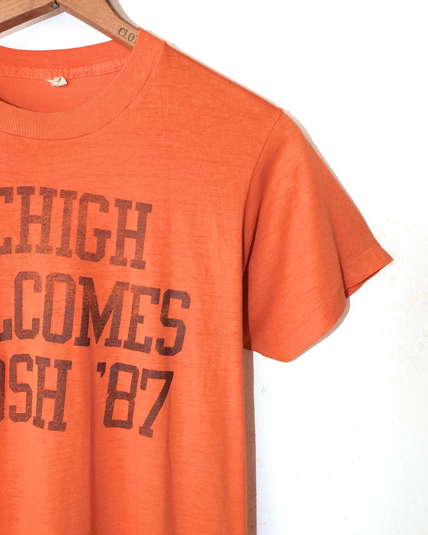 80s FONT TEE
