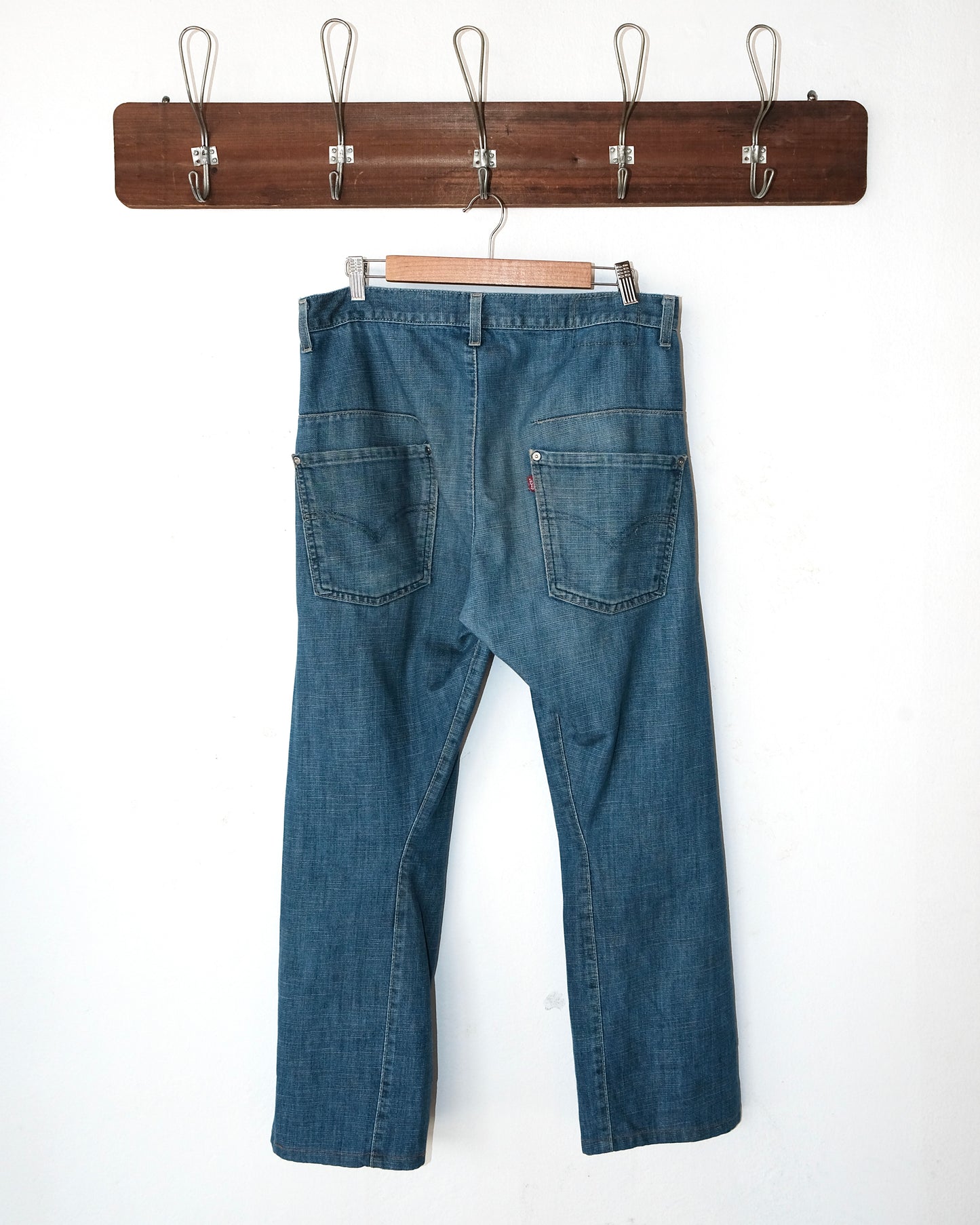 2000s LEVI’S ENGINEERED JEANS