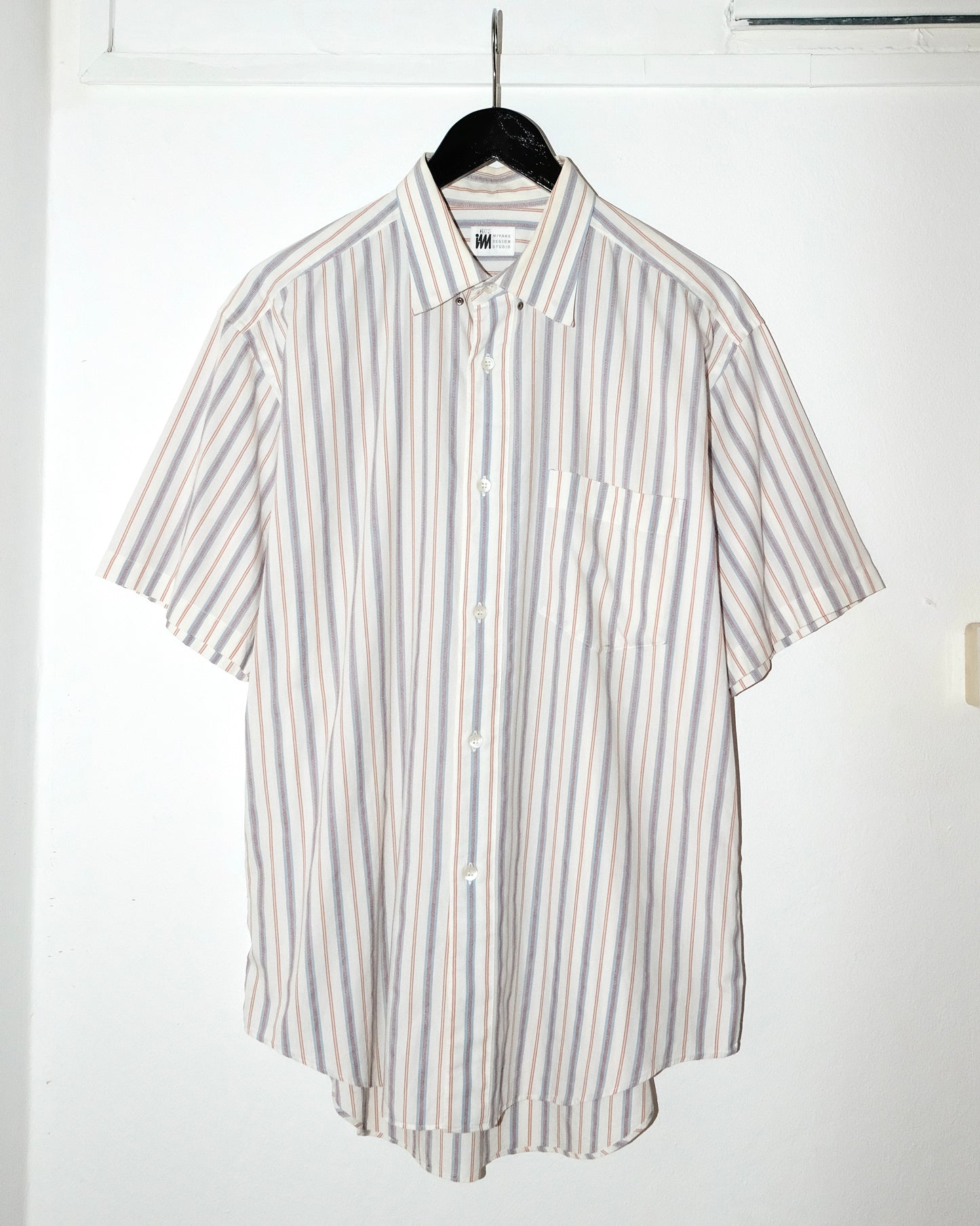 IM DESIGN BY ISSEY MIYAKE STRIPED SHIRT