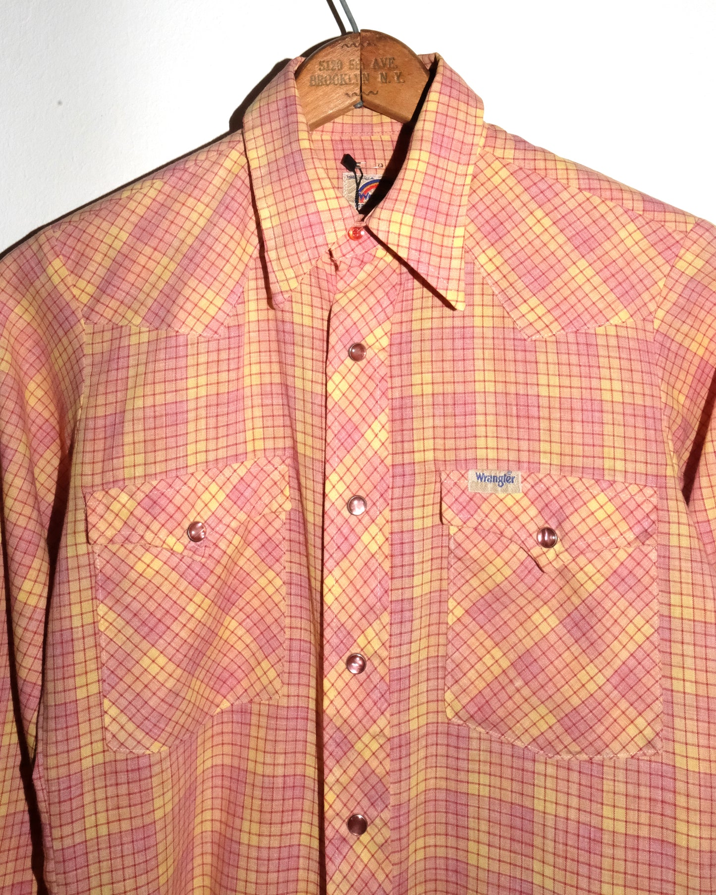 70s WRANGLER WESTERN PINK PEARL SNAP SHIRT