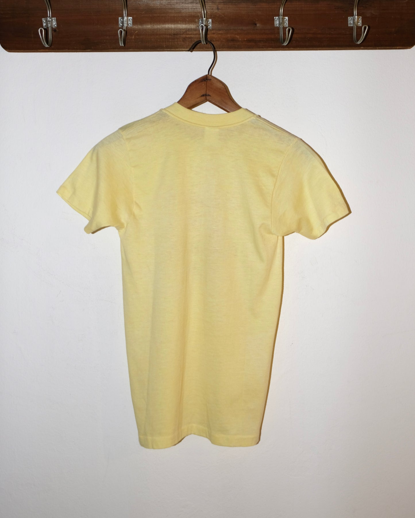 70s MEWISINSKI FONT TEE