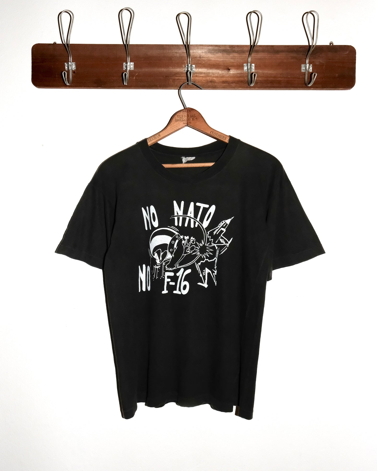 80s NO NATO NO F-16 TEE