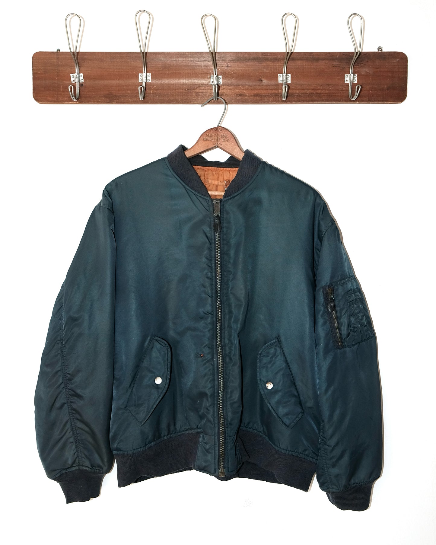 90s ALPHA INDUSTRIAL BOMBER JACKET