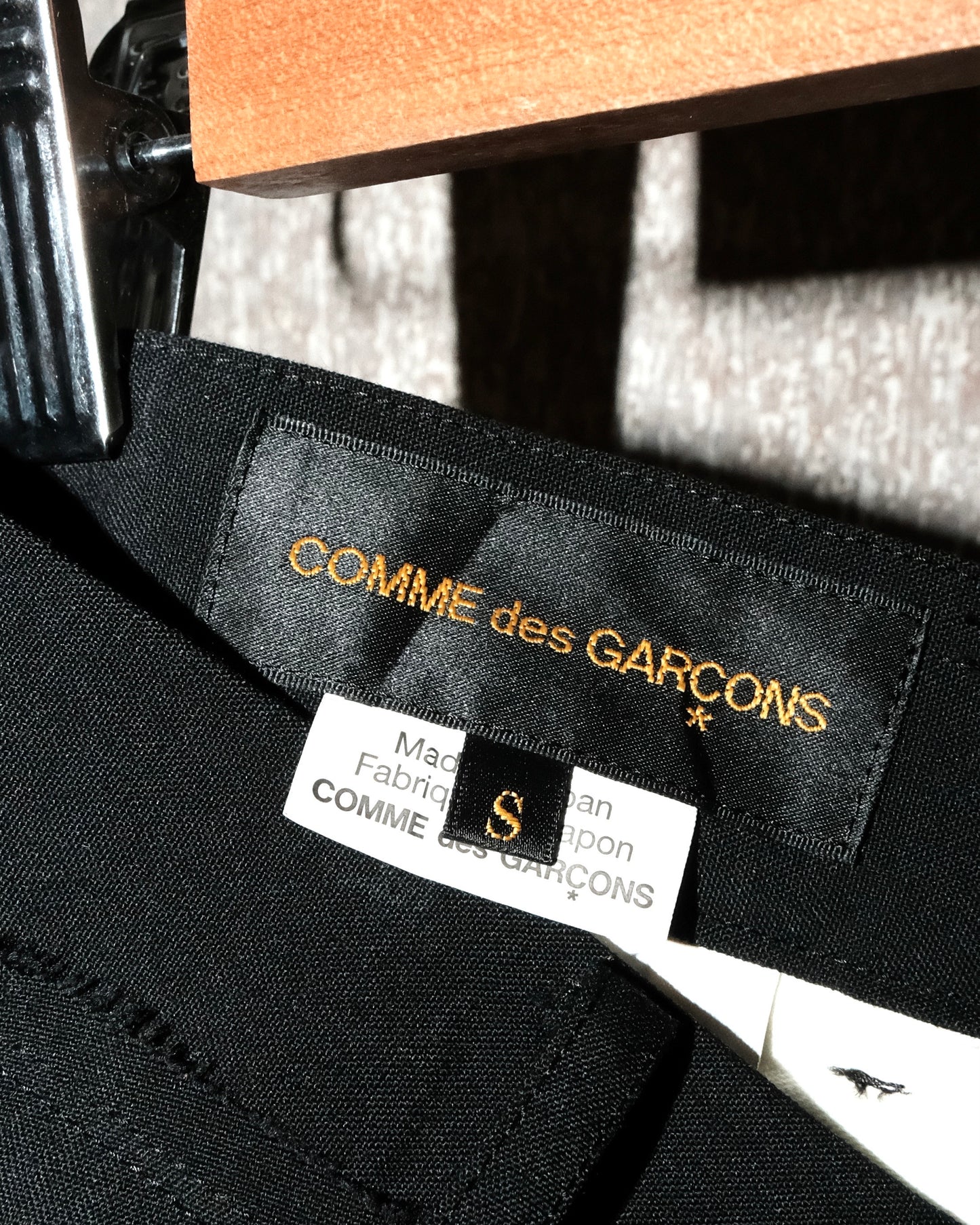 COMME des GARCONS RUFFLE SHORT SKIRT